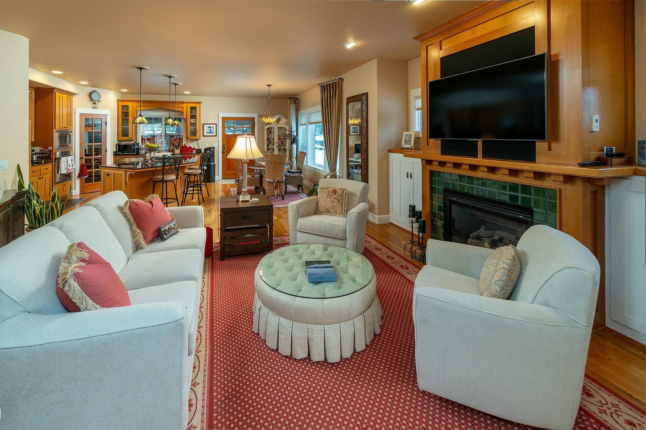 3045 NW Lawrence Court