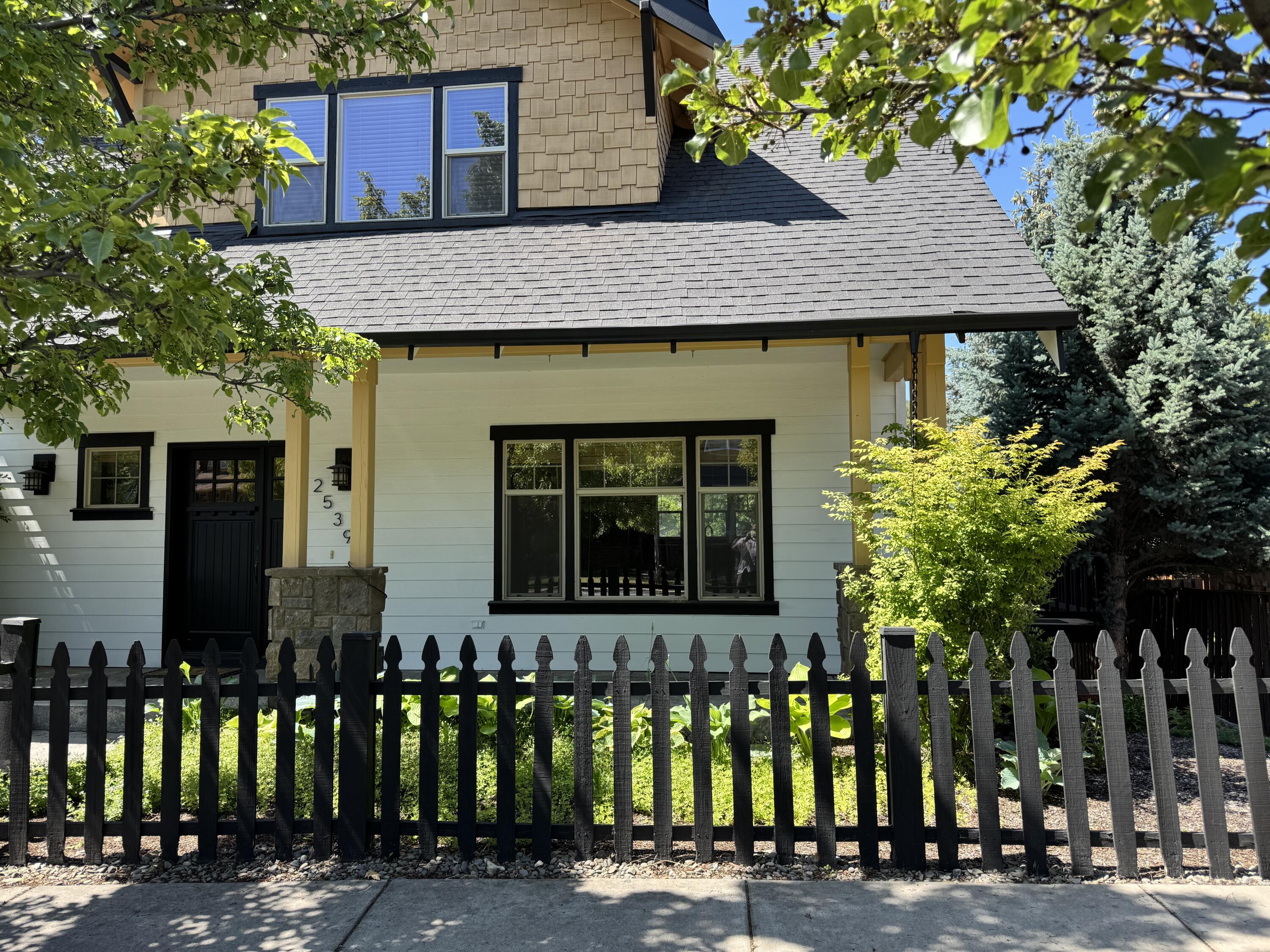2539 NW Awbrey Road