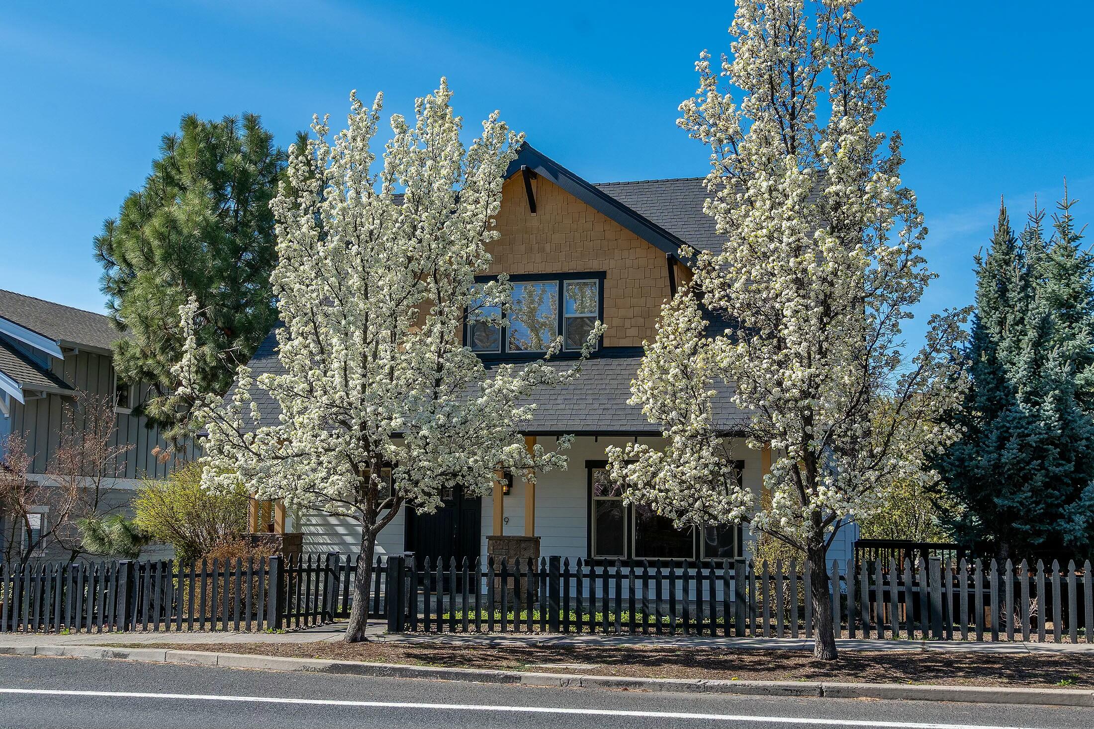 2539 NW Awbrey Road