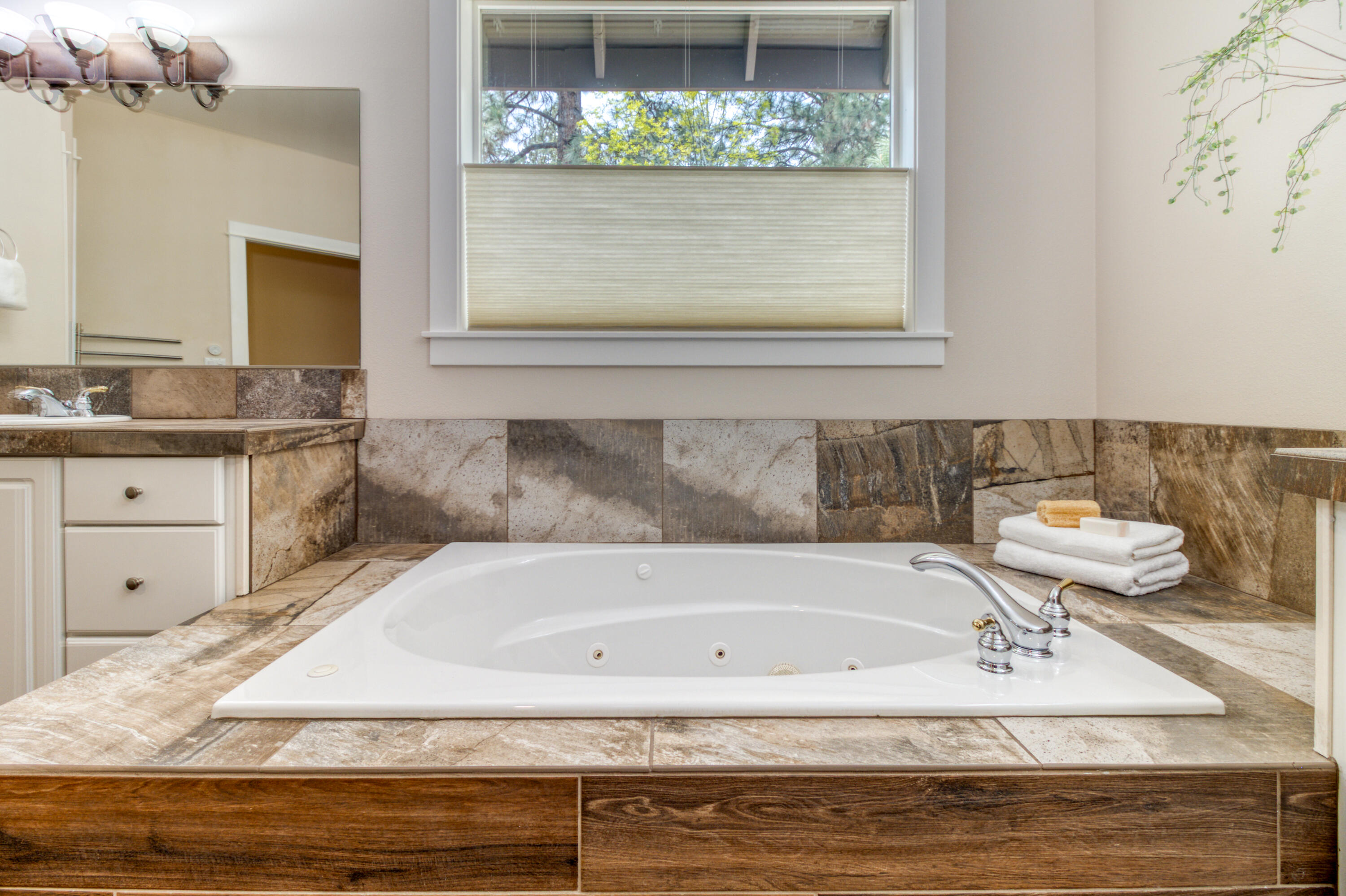 3290 NW Massey Drive