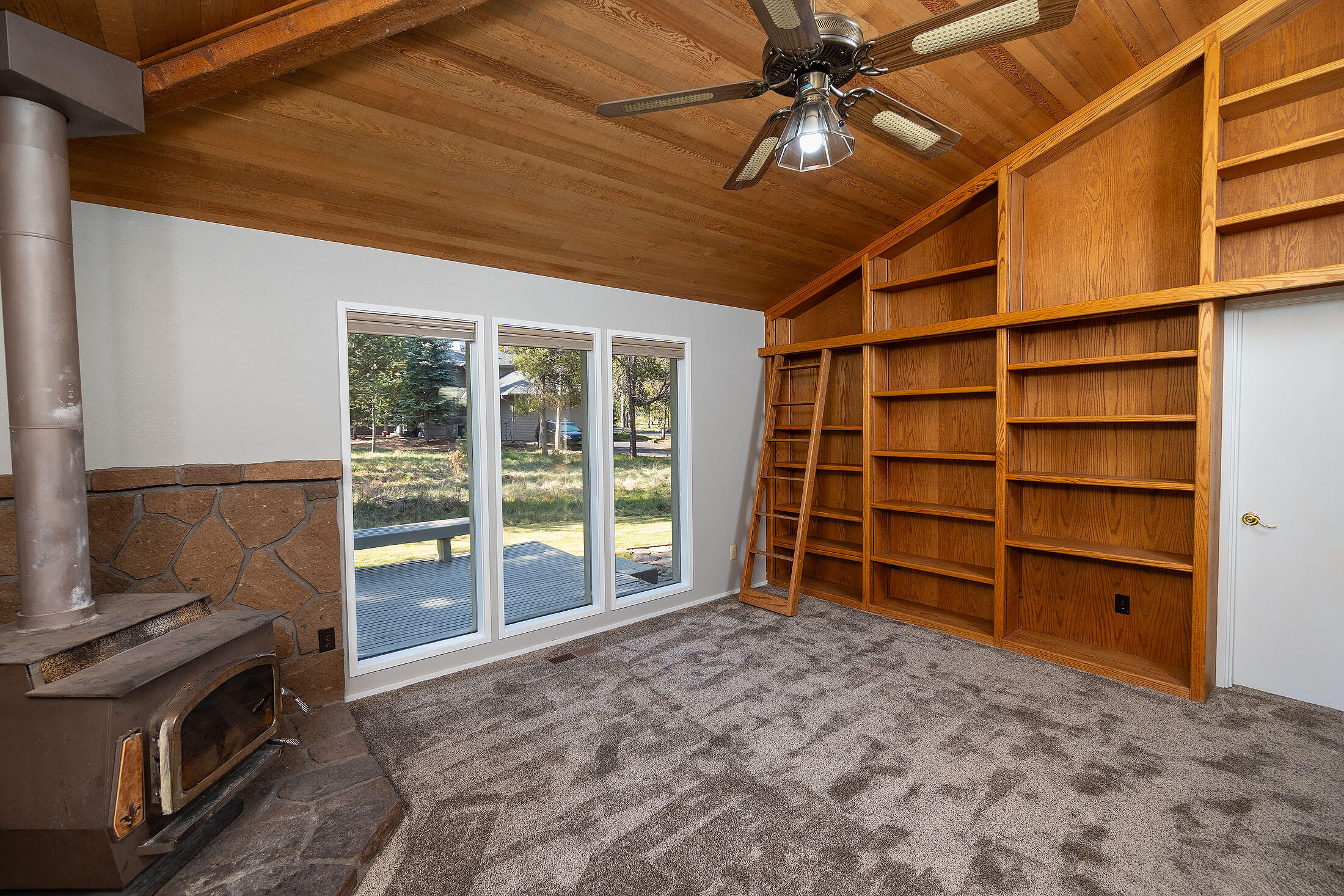 58094 Five Iron Lane, 1