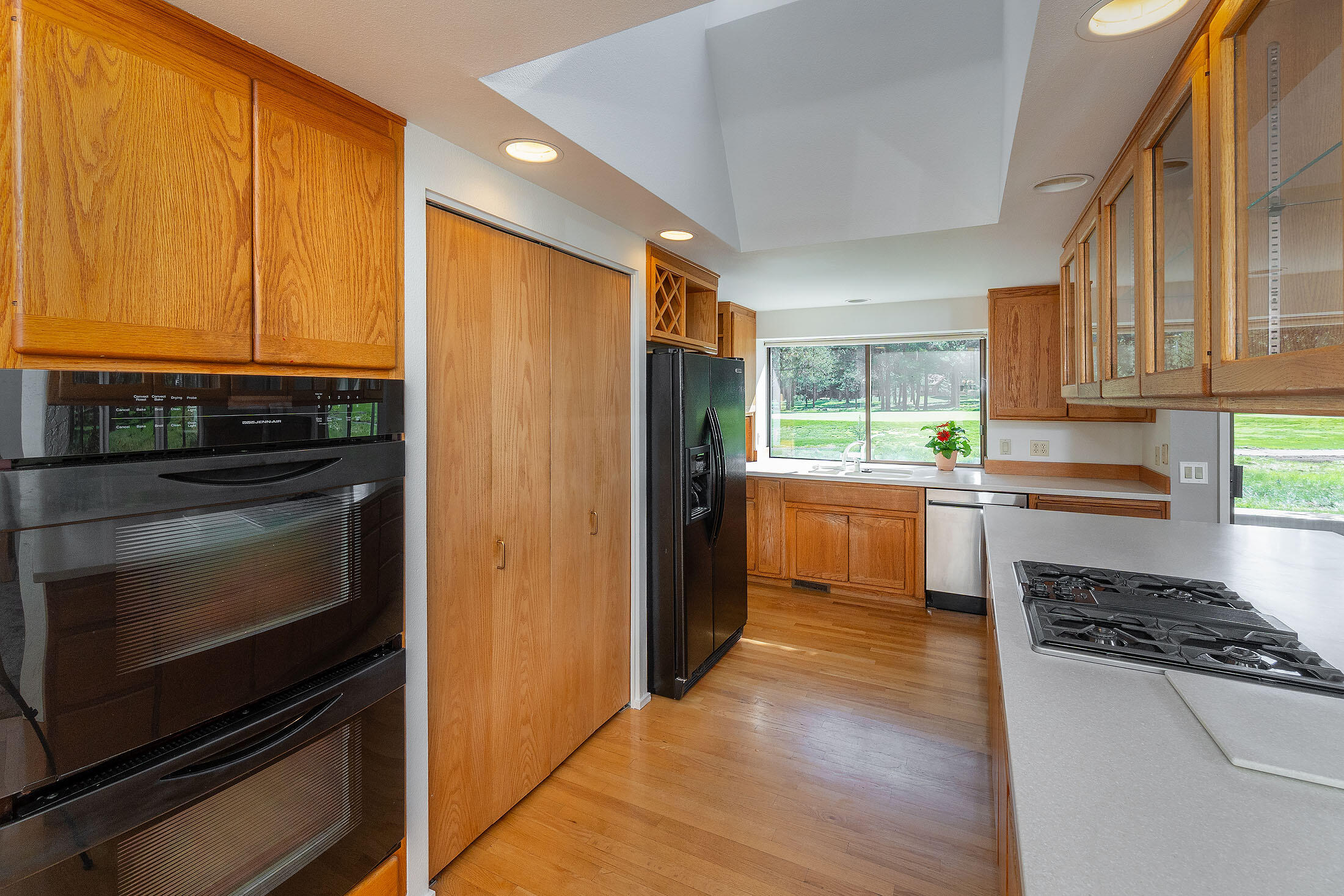 58094 Five Iron Lane, 1