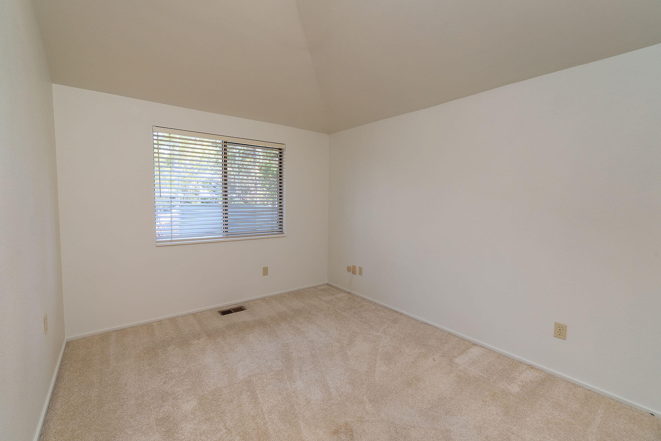 58094 Five Iron Lane, 1