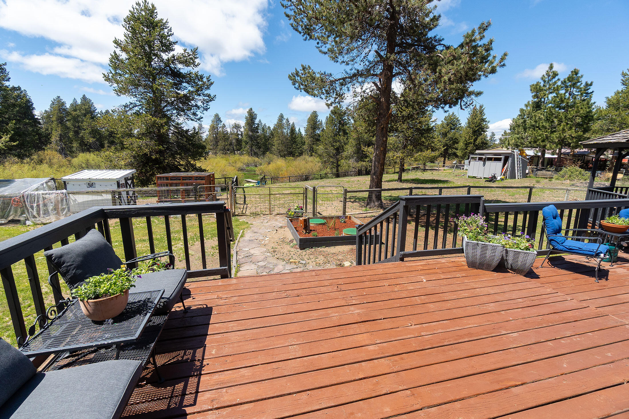 54977 Huntington Road