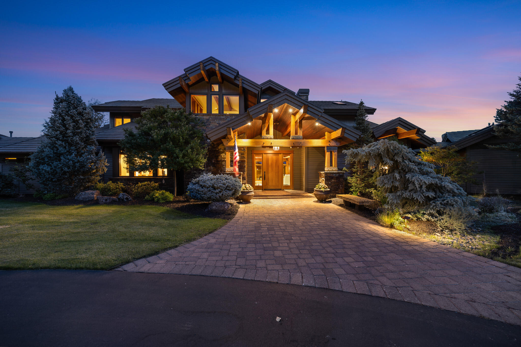 18883 Sutherland Court