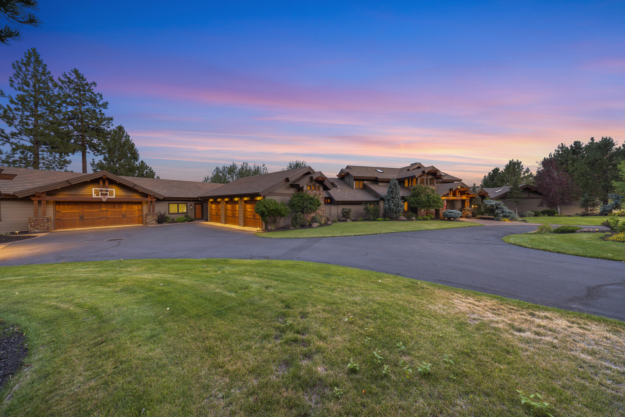18883 Sutherland Court