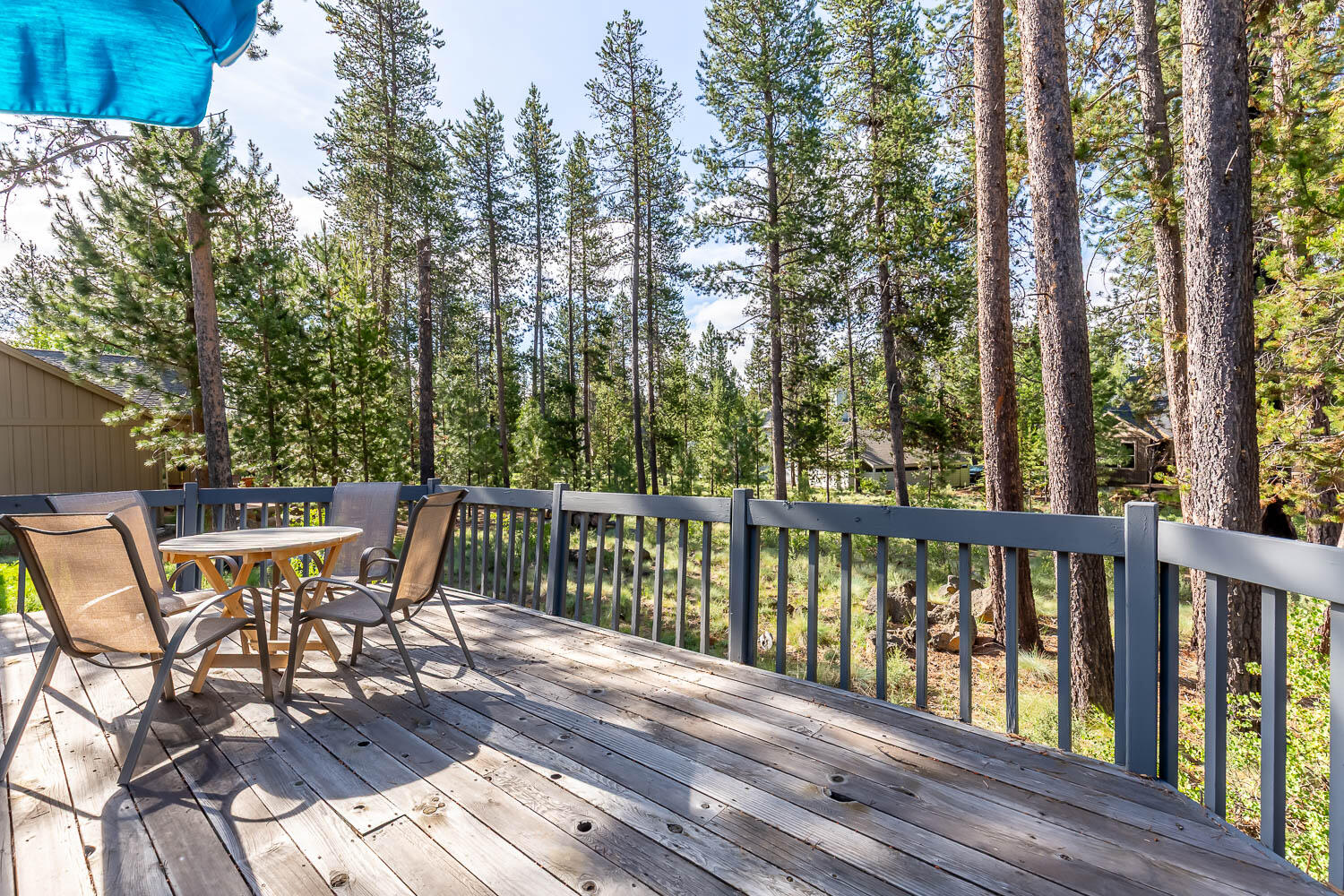 18193 Oregon Loop, 4