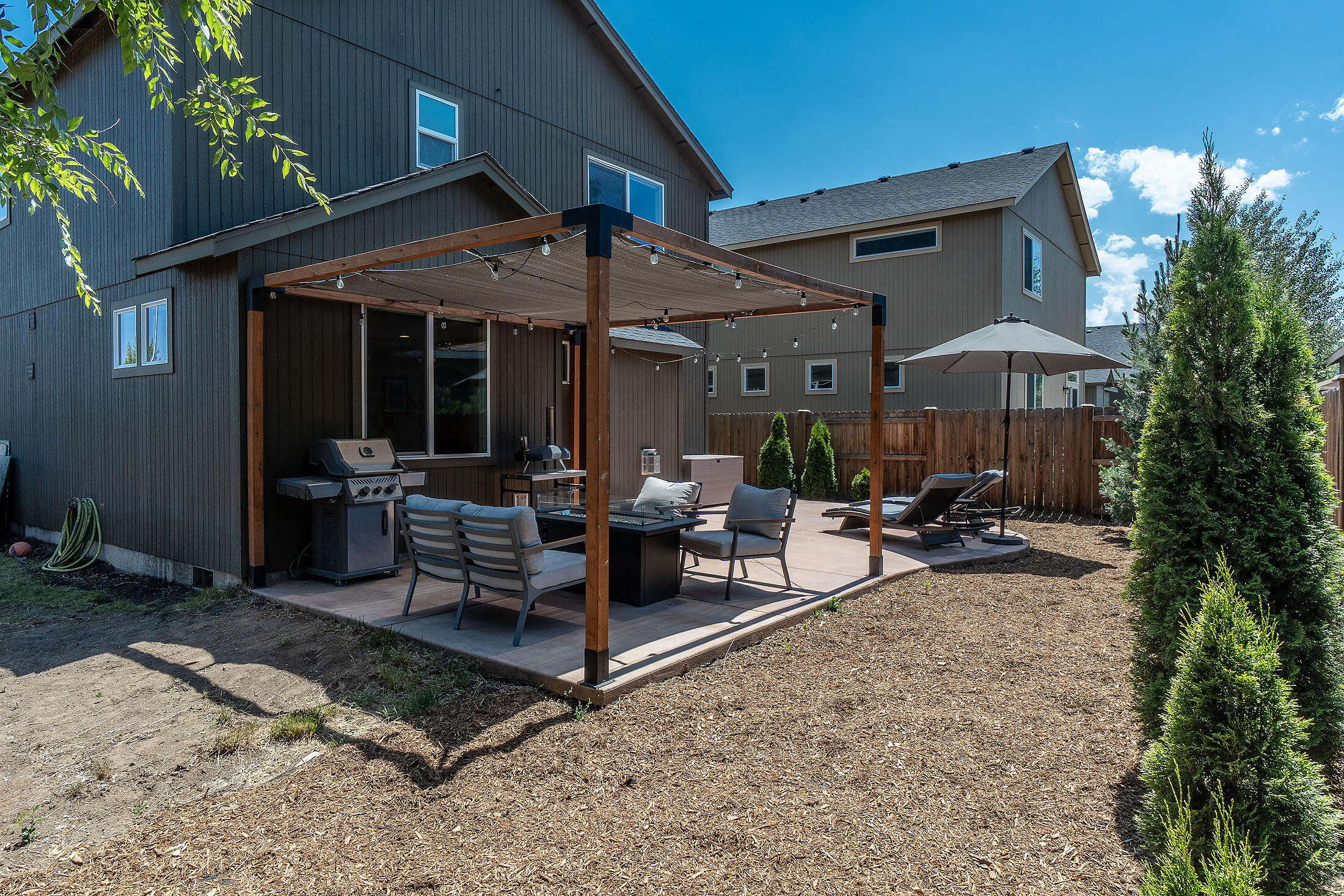 1049 SE 6th Street