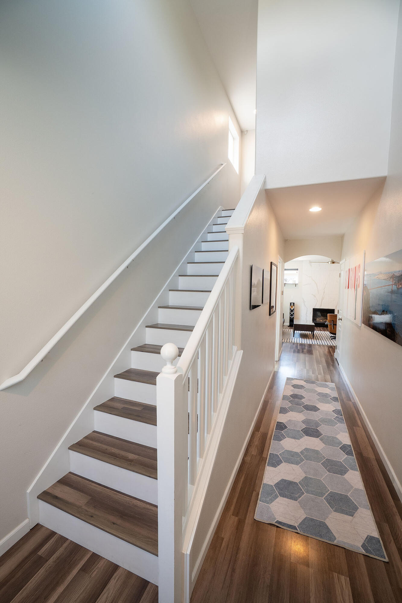 1049 SE 6th Street