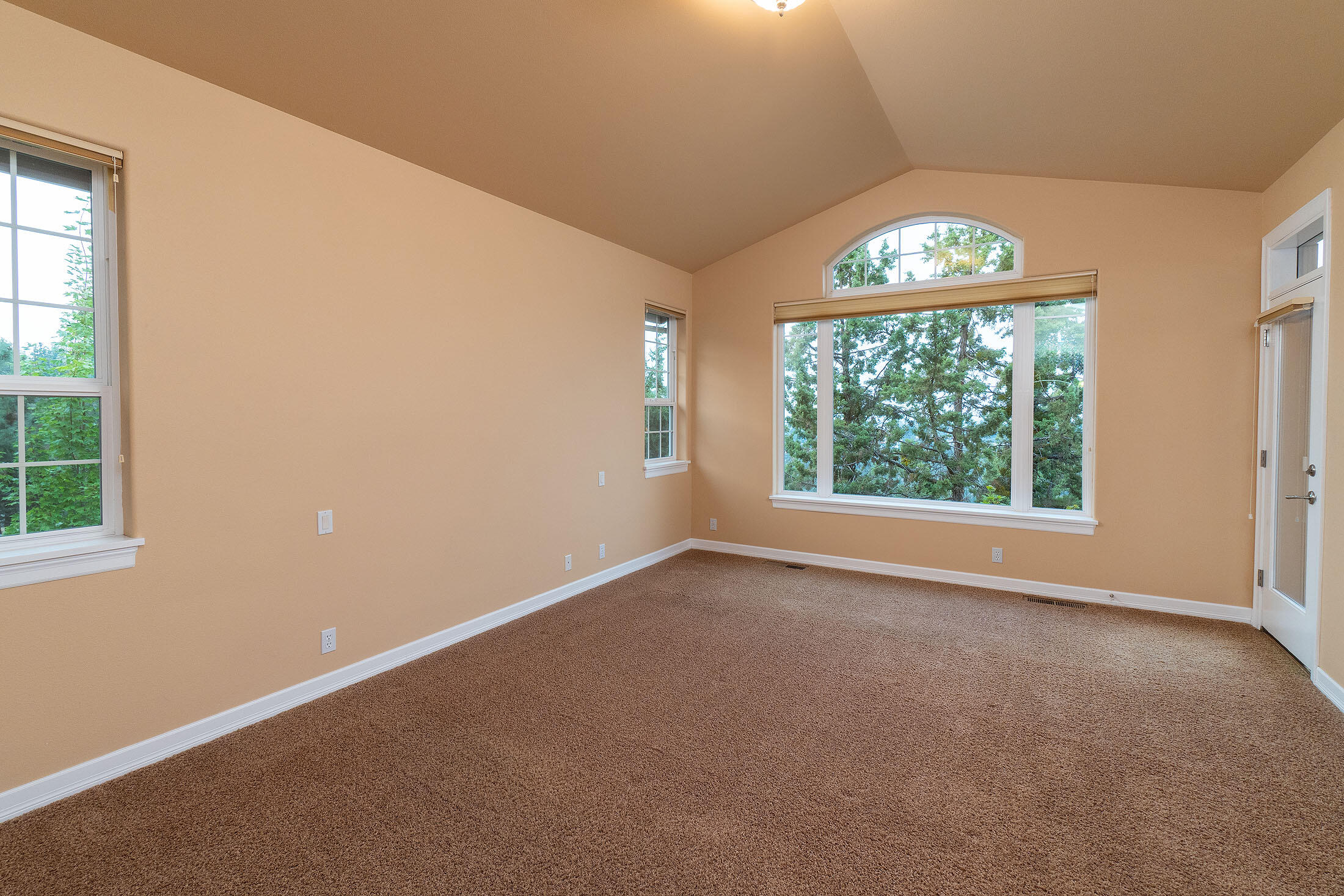 3269 NW Fairway Heights Drive