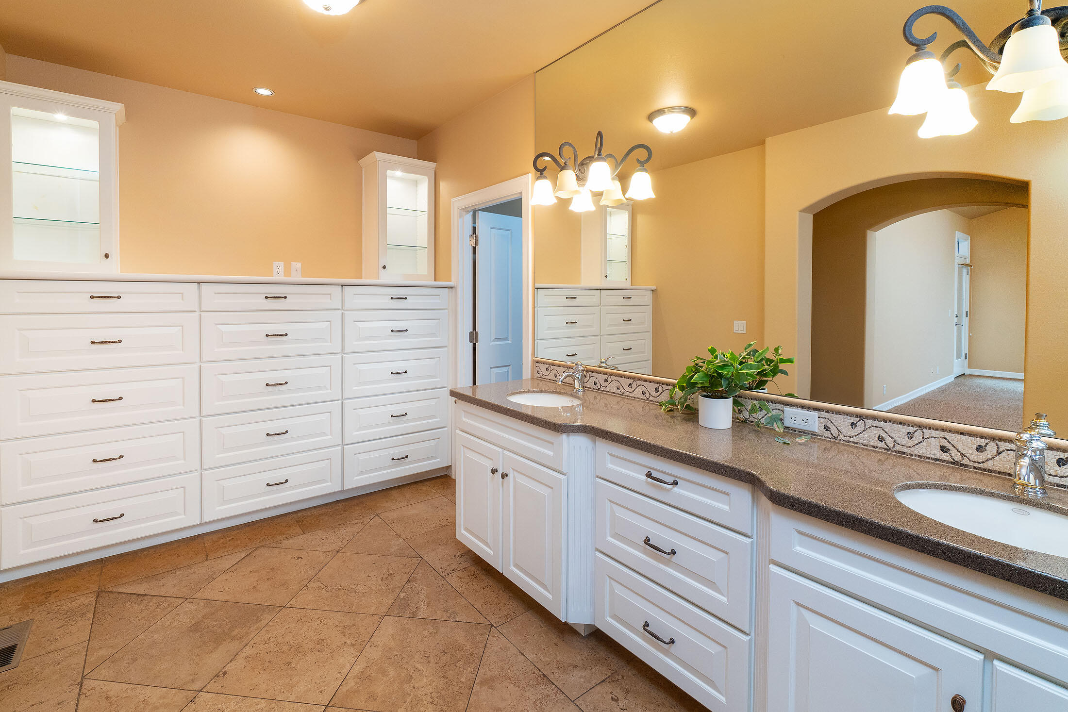 3269 NW Fairway Heights Drive
