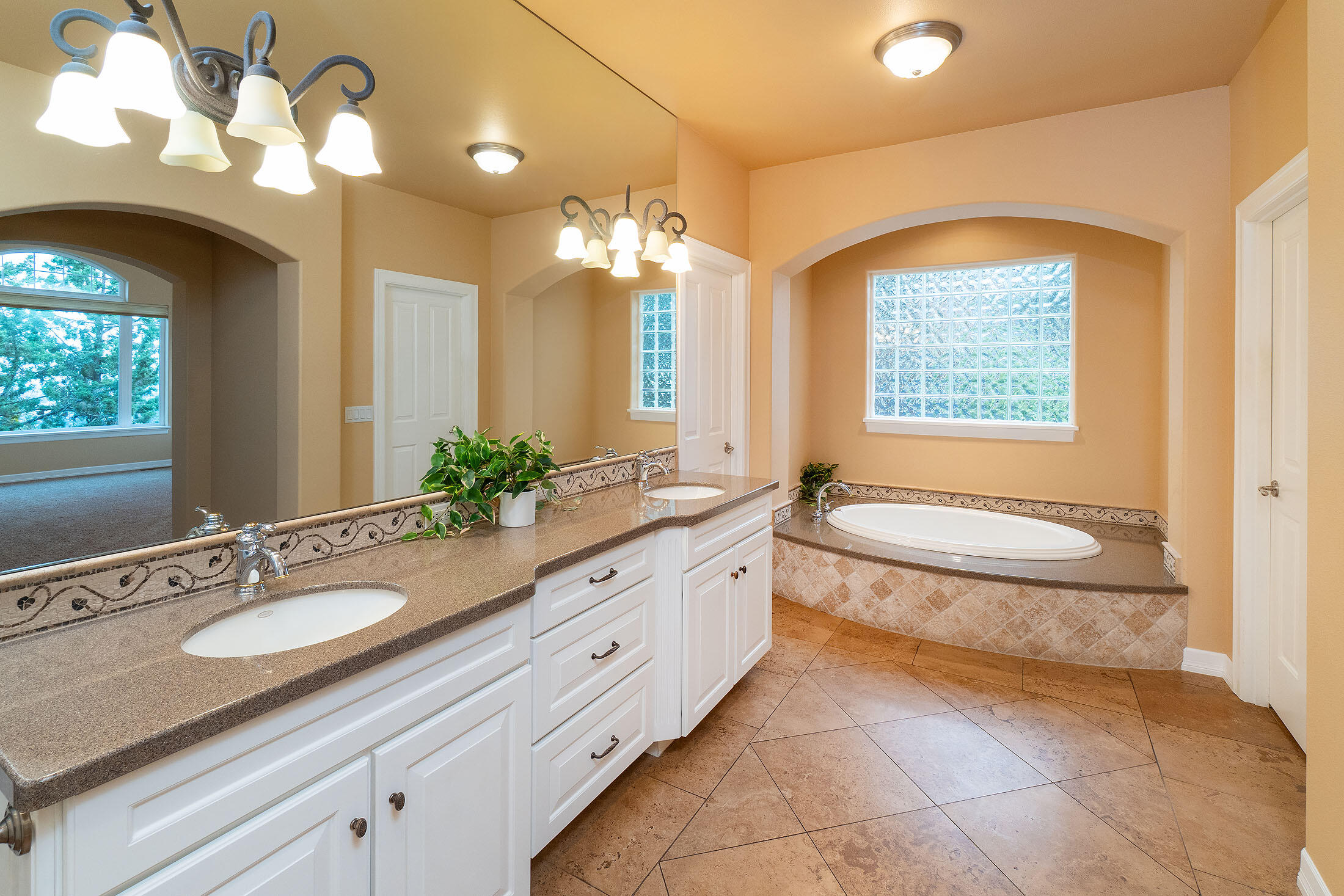 3269 NW Fairway Heights Drive