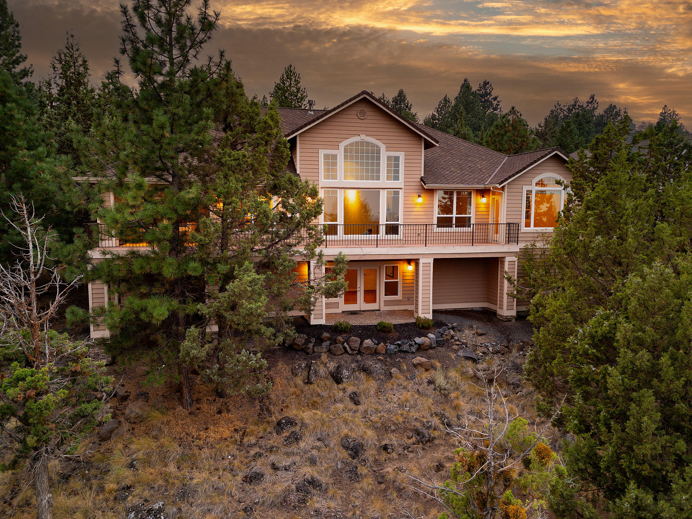 3269 NW Fairway Heights Drive
