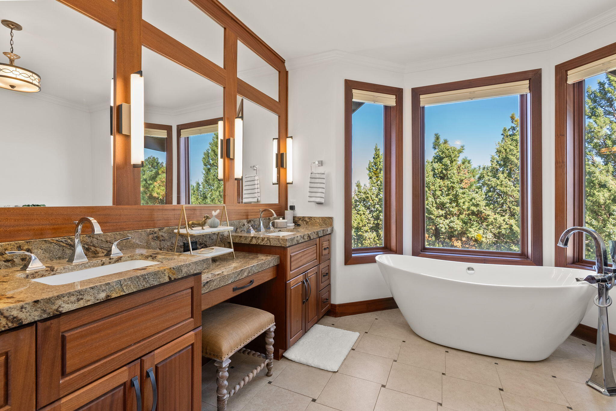 3347 NW Starview Drive