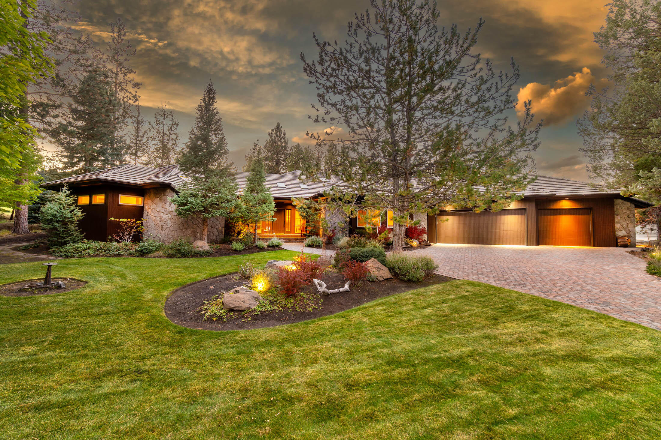 3237 NW Kidd Place, Bend