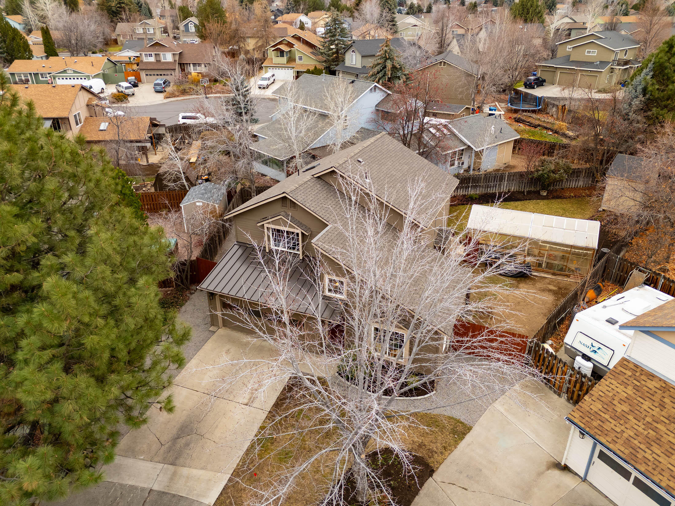 3023 NE Lansing Court