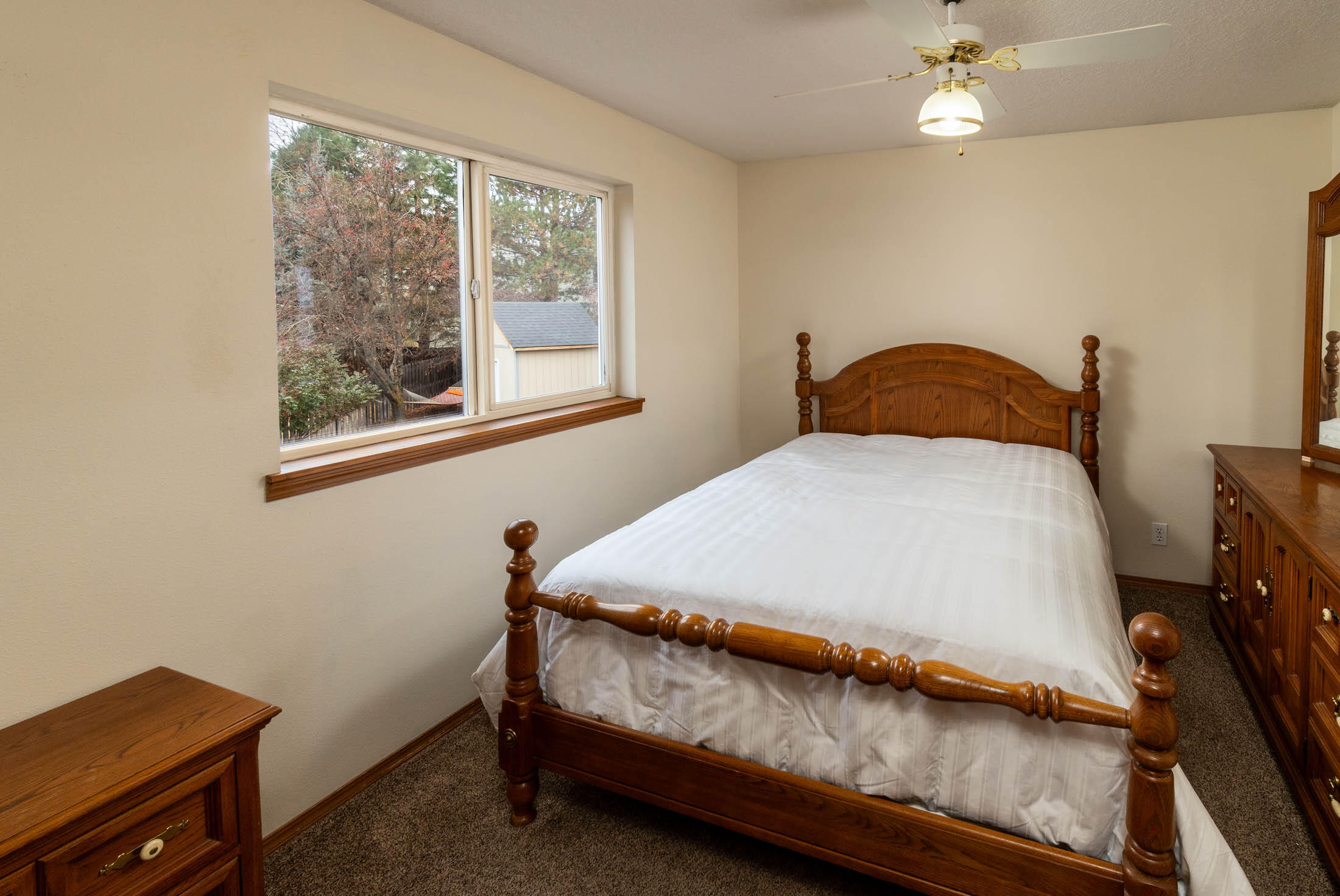 3023 NE Lansing Court