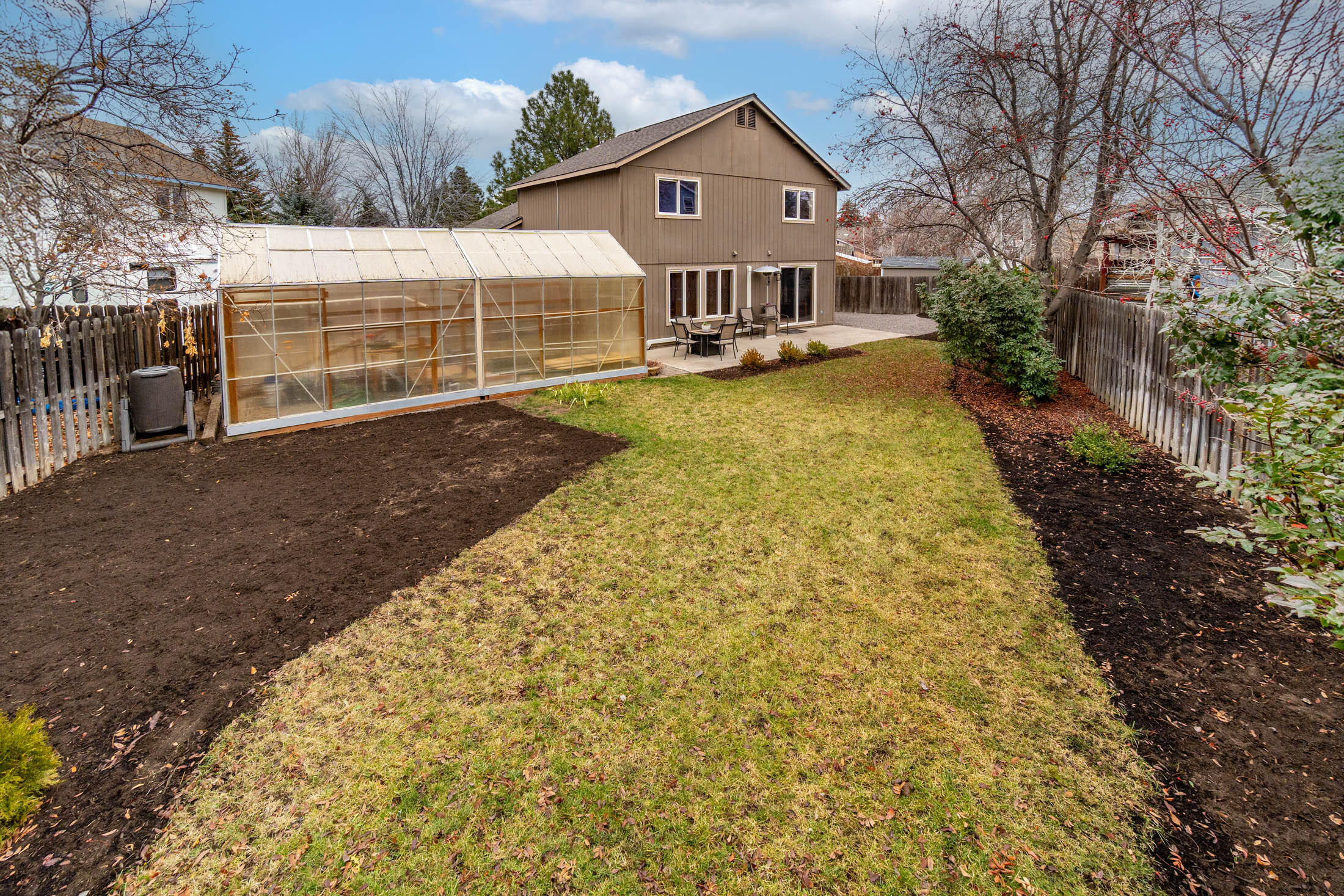 3023 NE Lansing Court