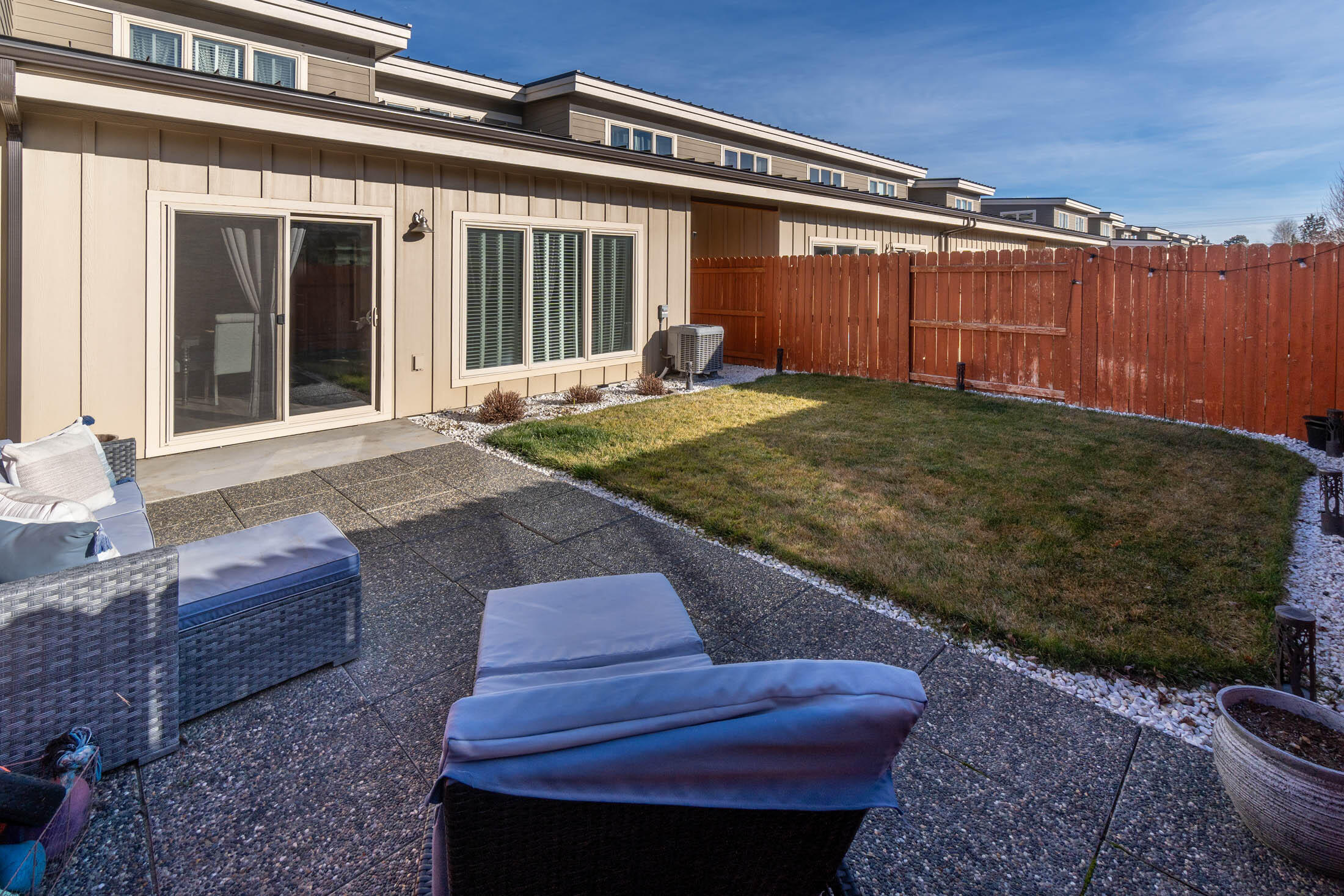 3670 SW Badger Avenue