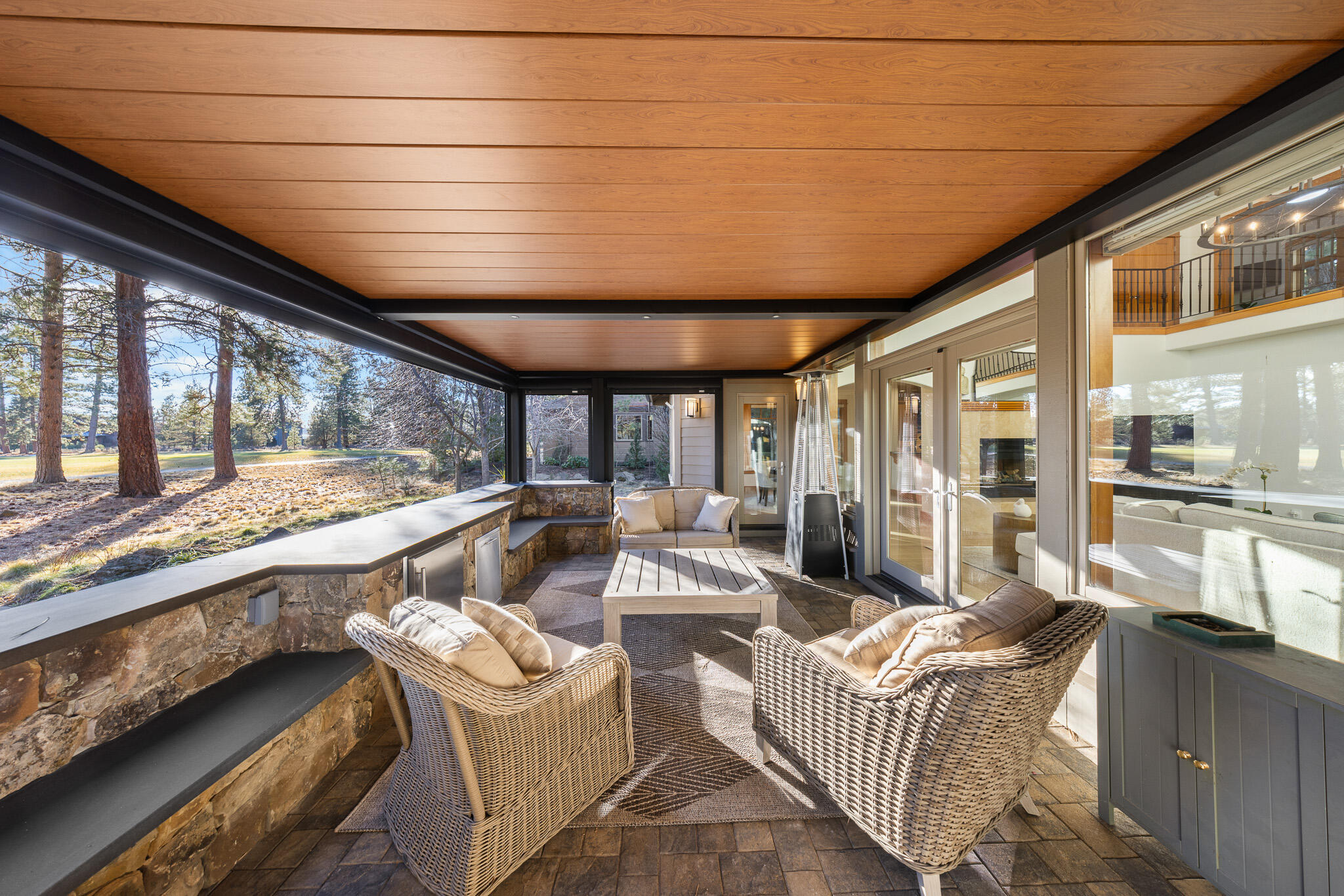 61469 Tam McArthur Loop