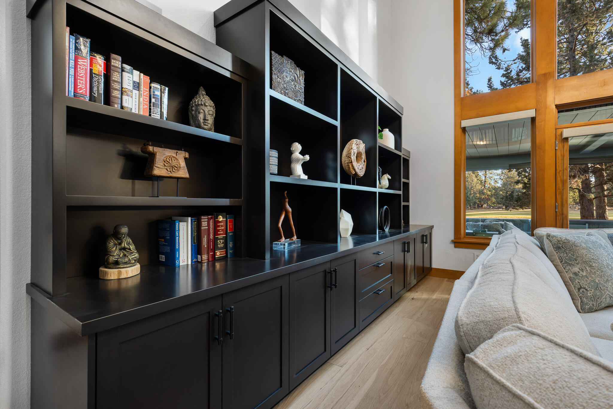 61469 Tam McArthur Loop