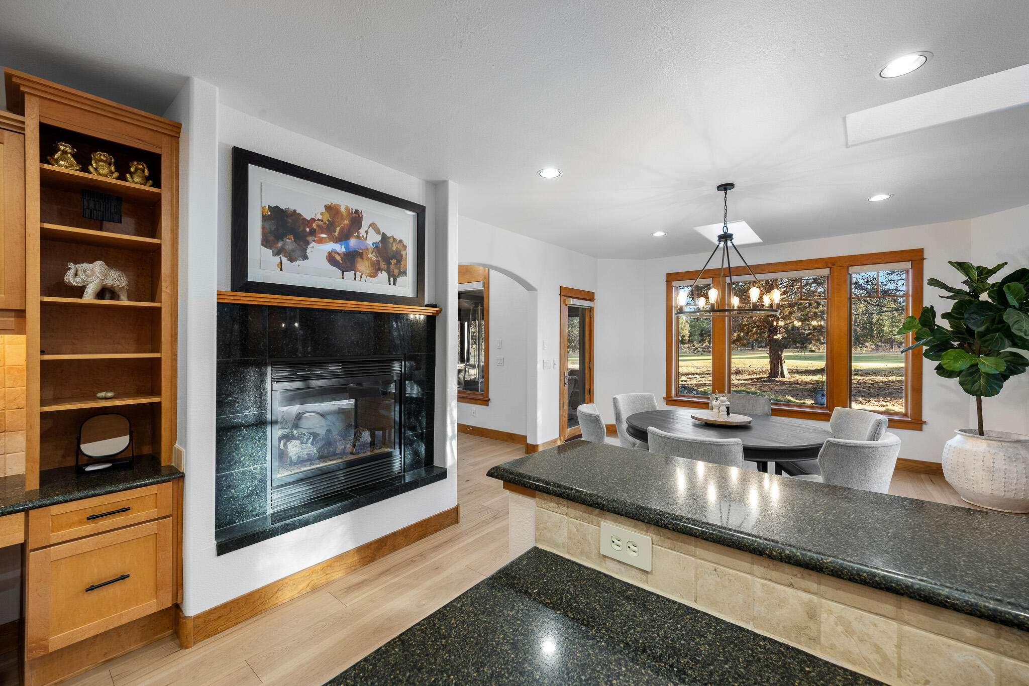 61469 Tam McArthur Loop