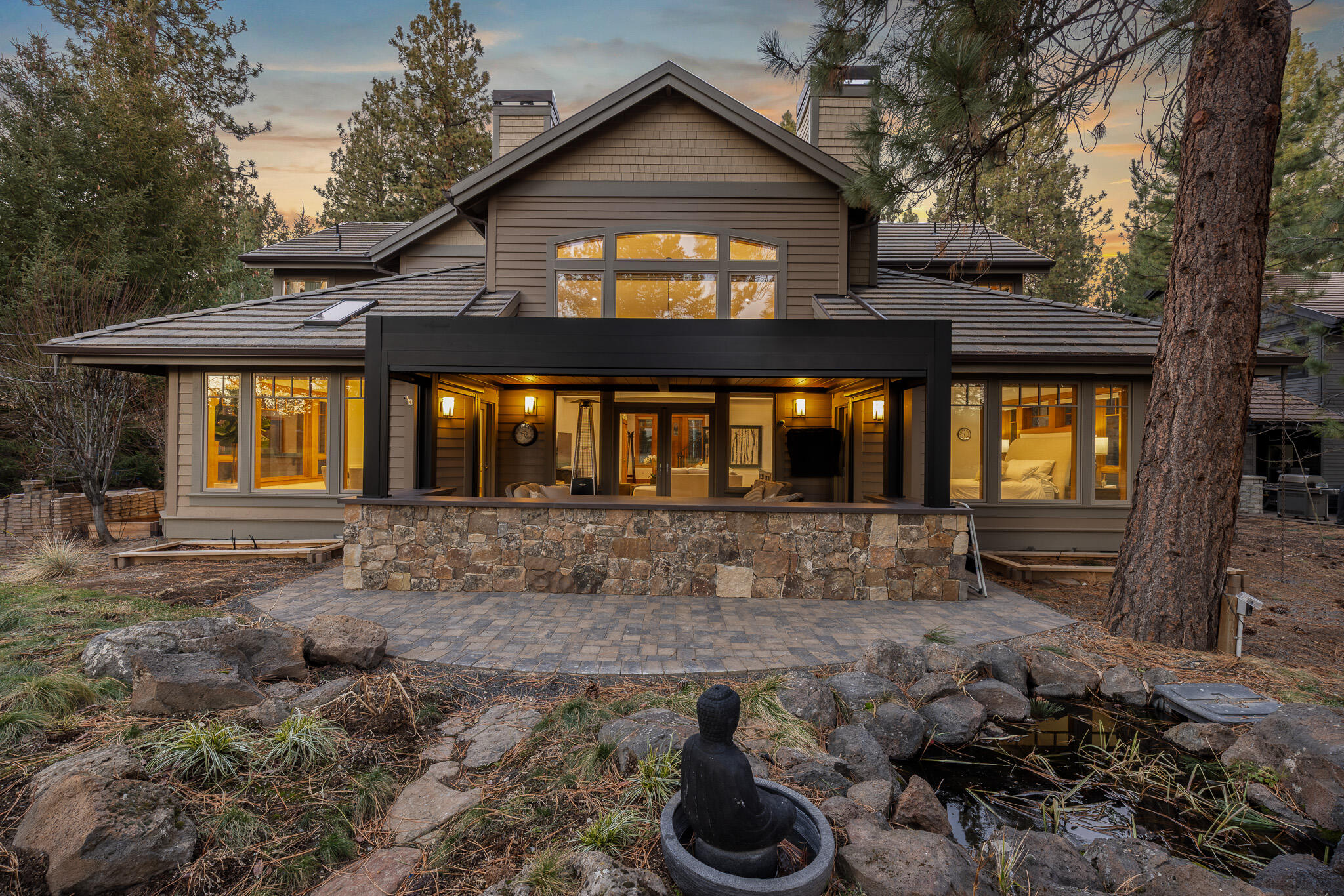 61469 Tam McArthur Loop