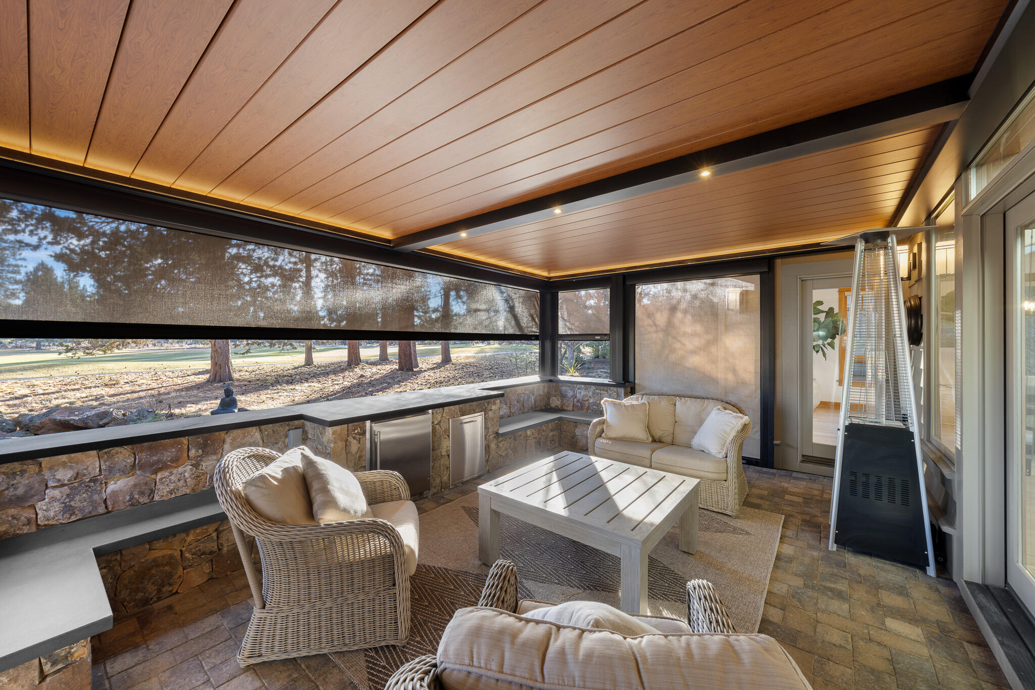 61469 Tam McArthur Loop