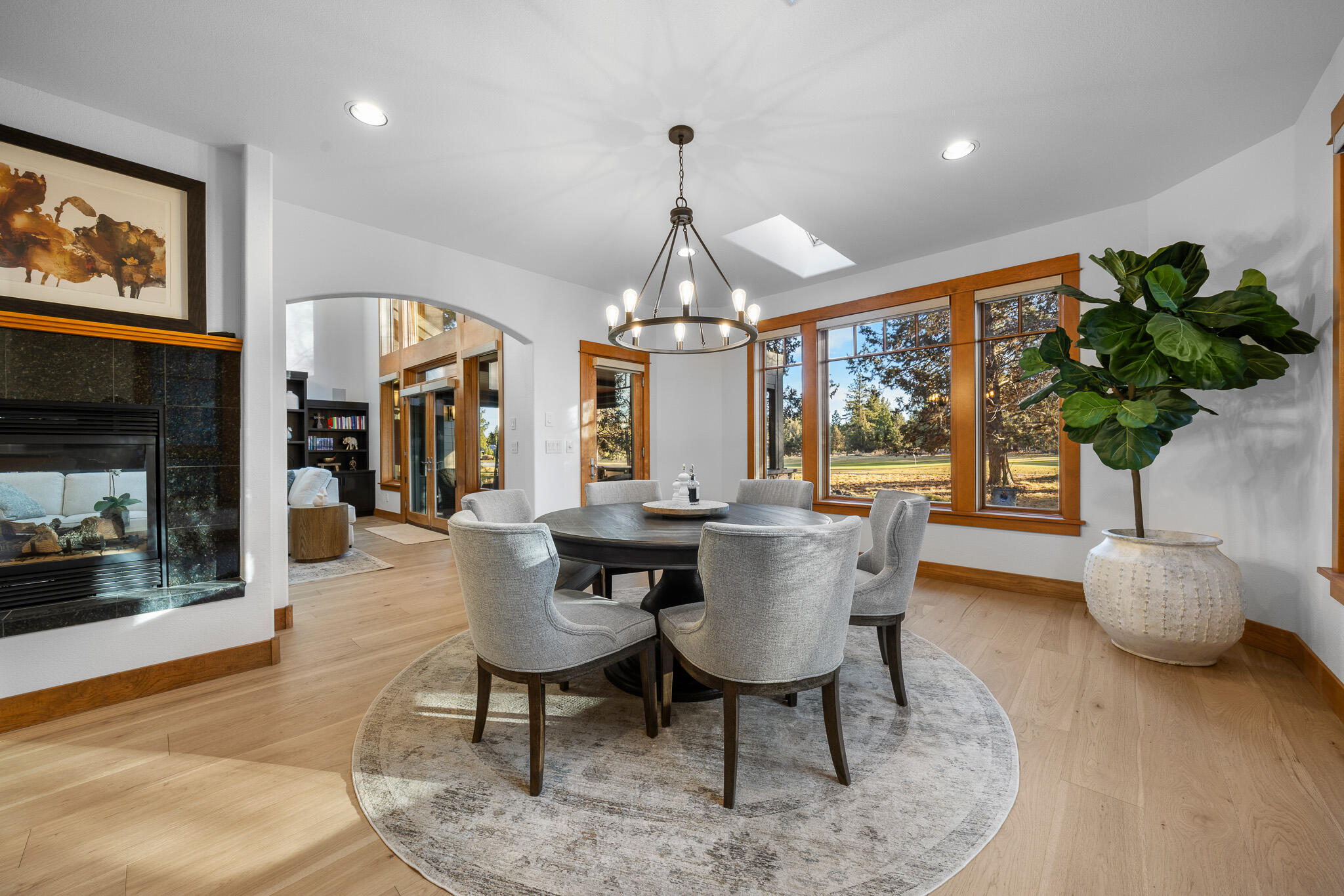 61469 Tam McArthur Loop