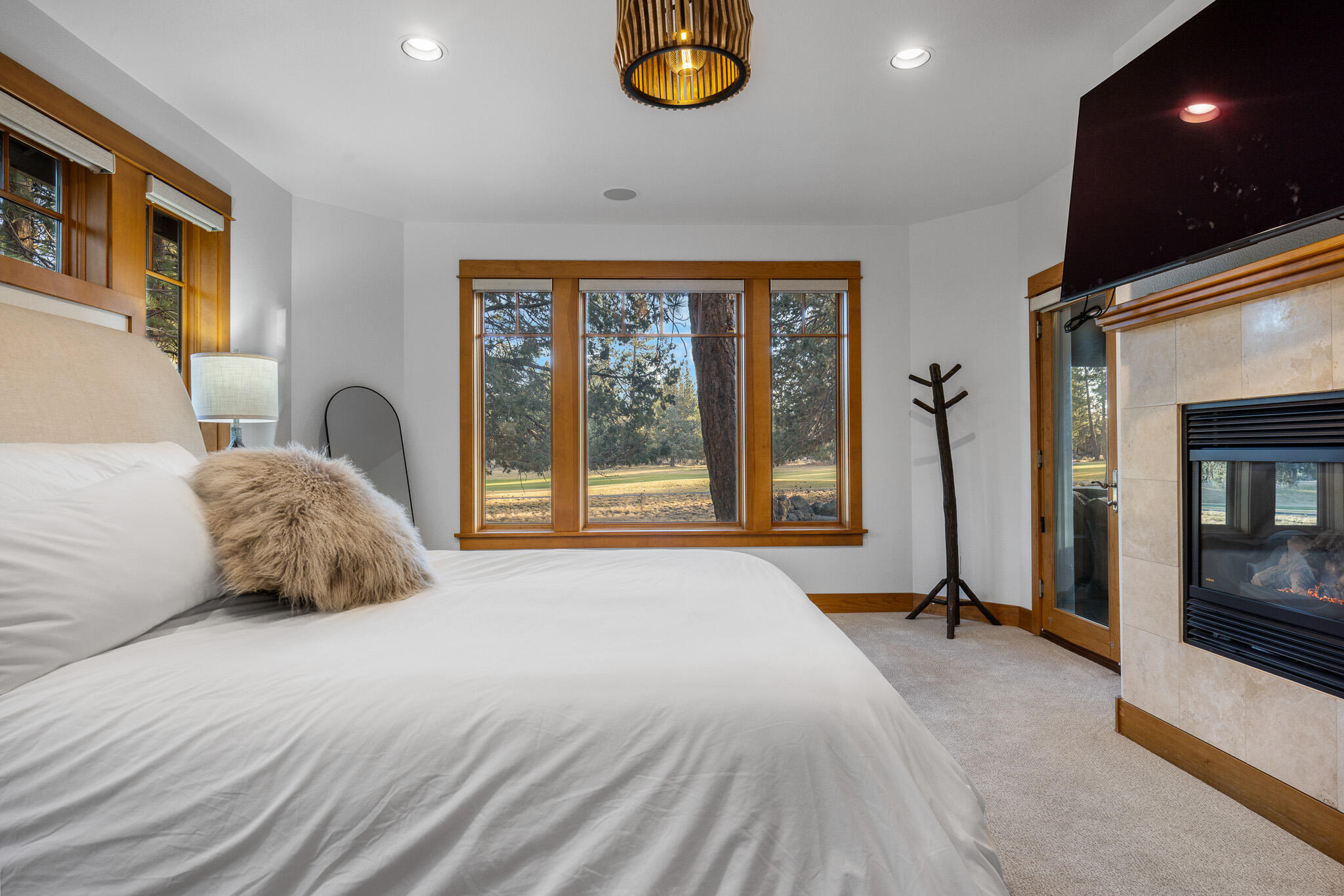 61469 Tam McArthur Loop