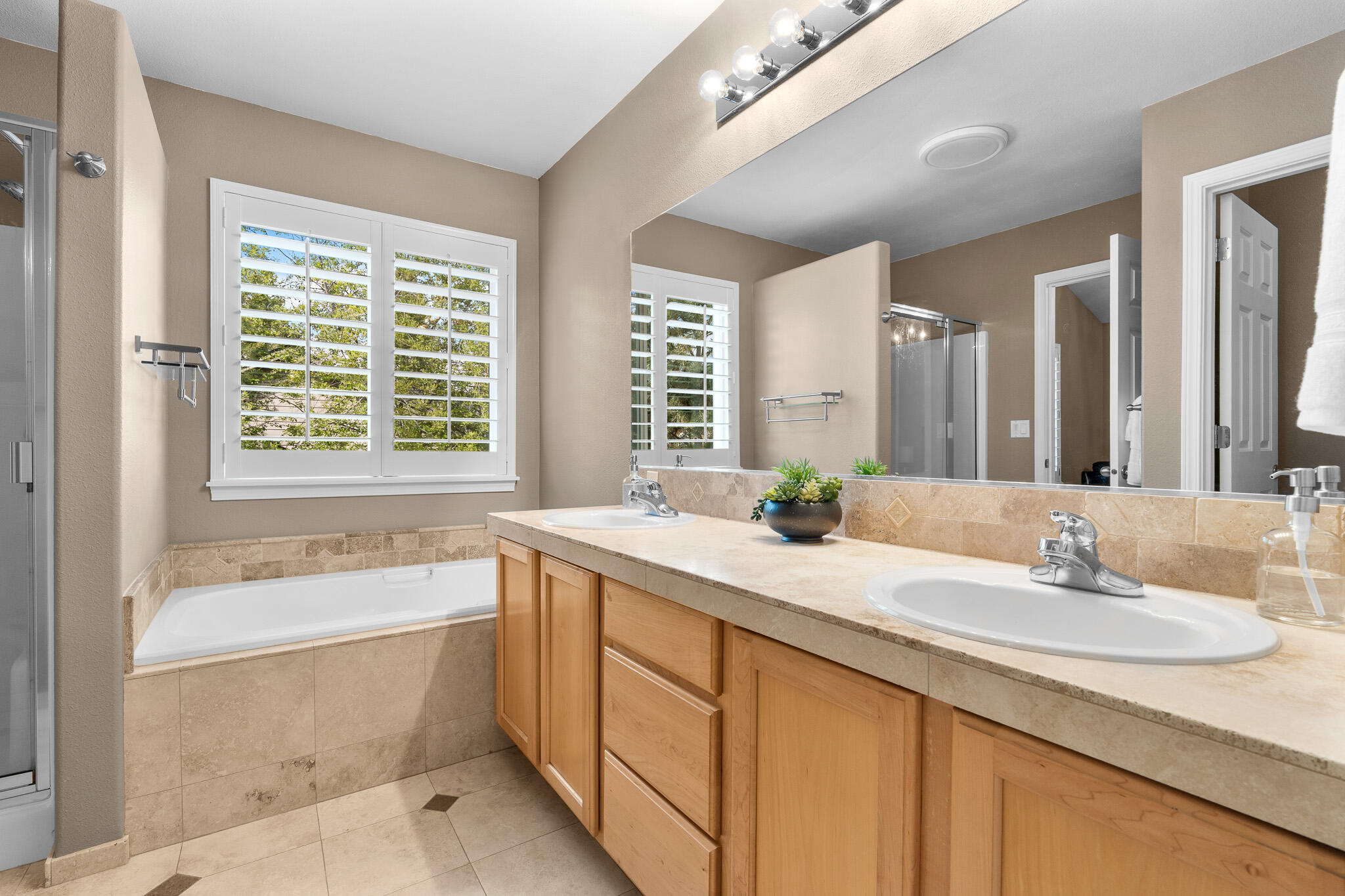 19548 Salmonberry Court