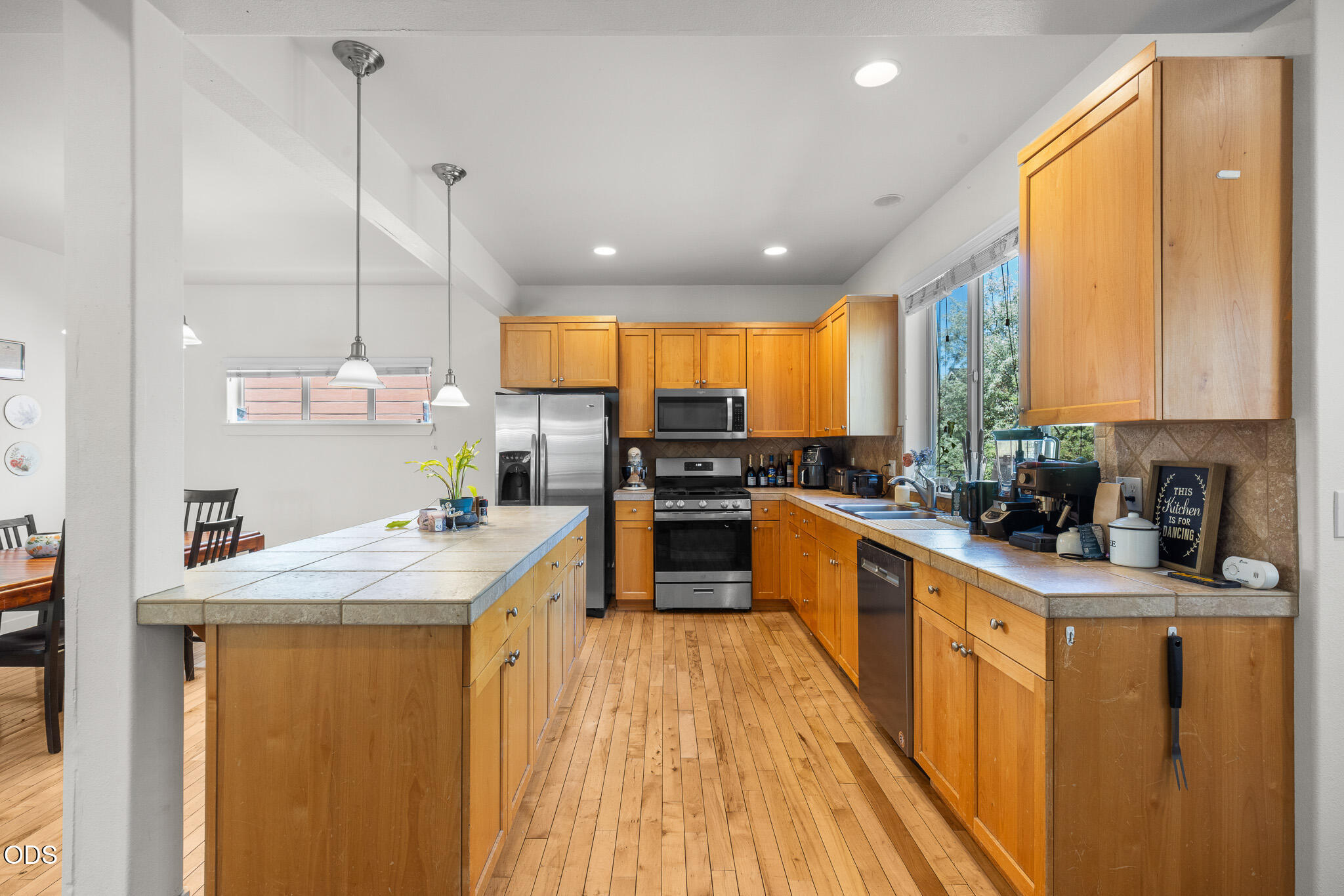 3144 NE Monte Vista Lane