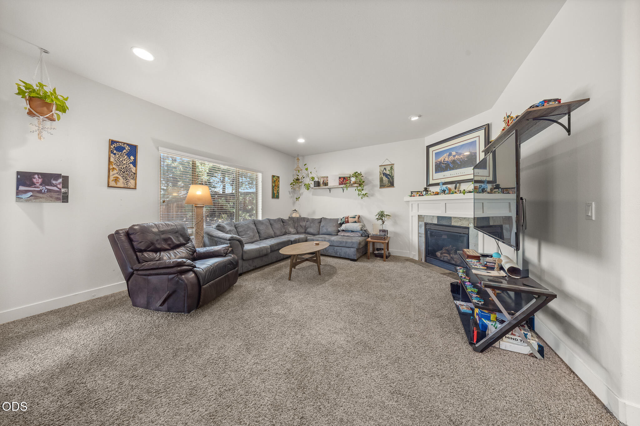 3144 NE Monte Vista Lane