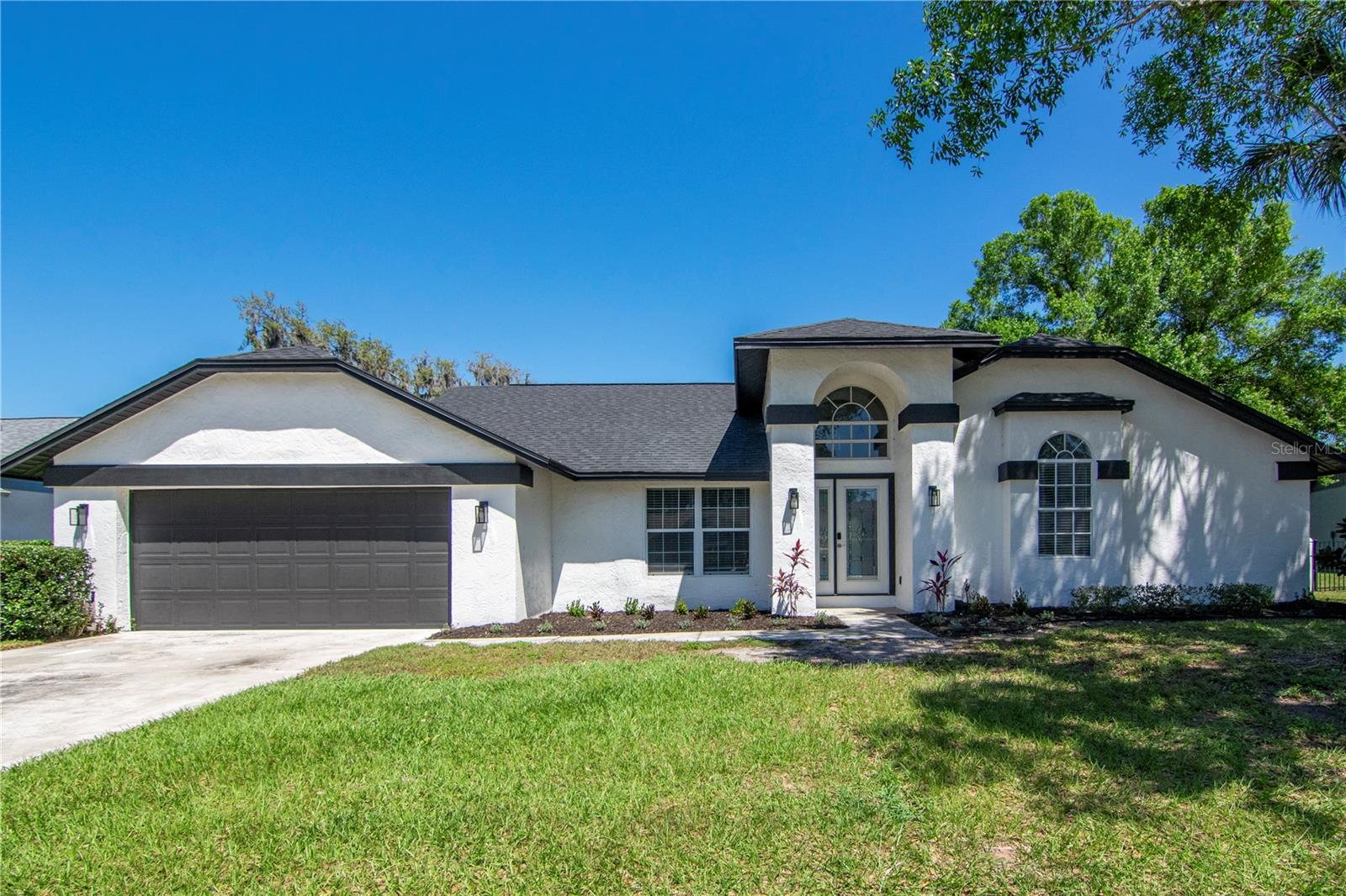 2622 CRESTFIELD DR