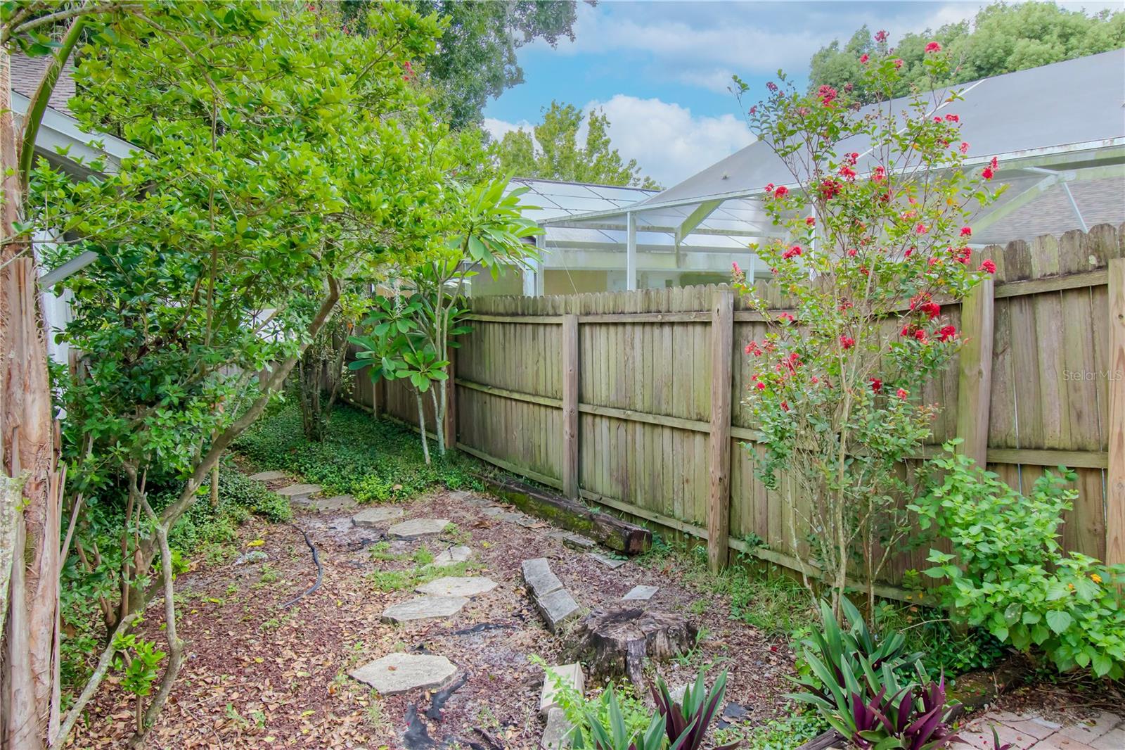 2511 ARBORWOOD DR