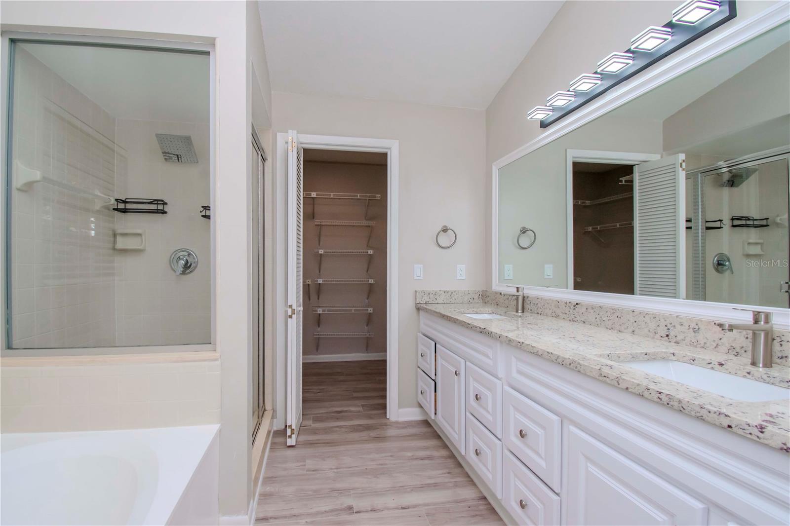 2511 ARBORWOOD DR