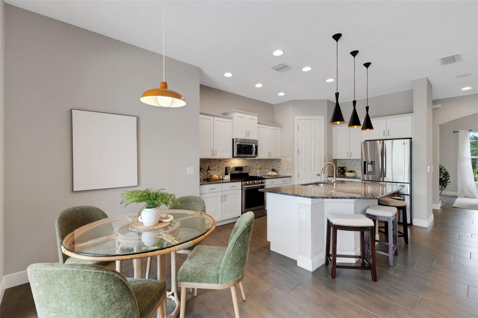 5203 LAKE OVERLOOK AVE