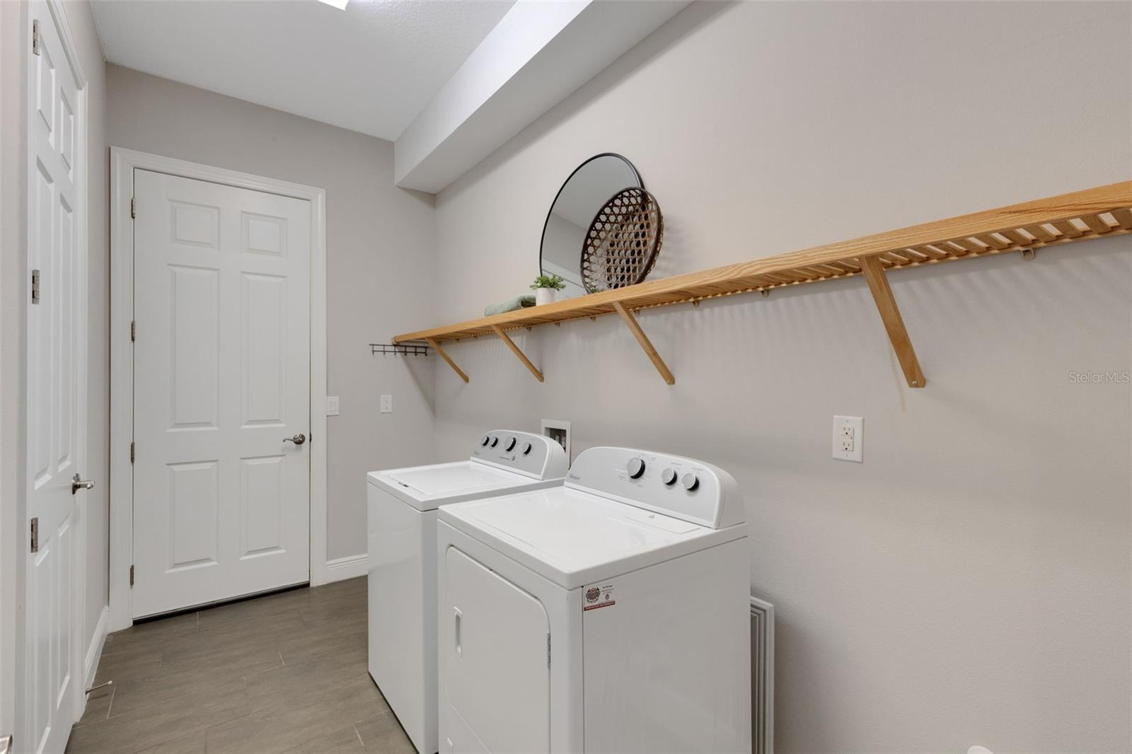 5203 LAKE OVERLOOK AVE