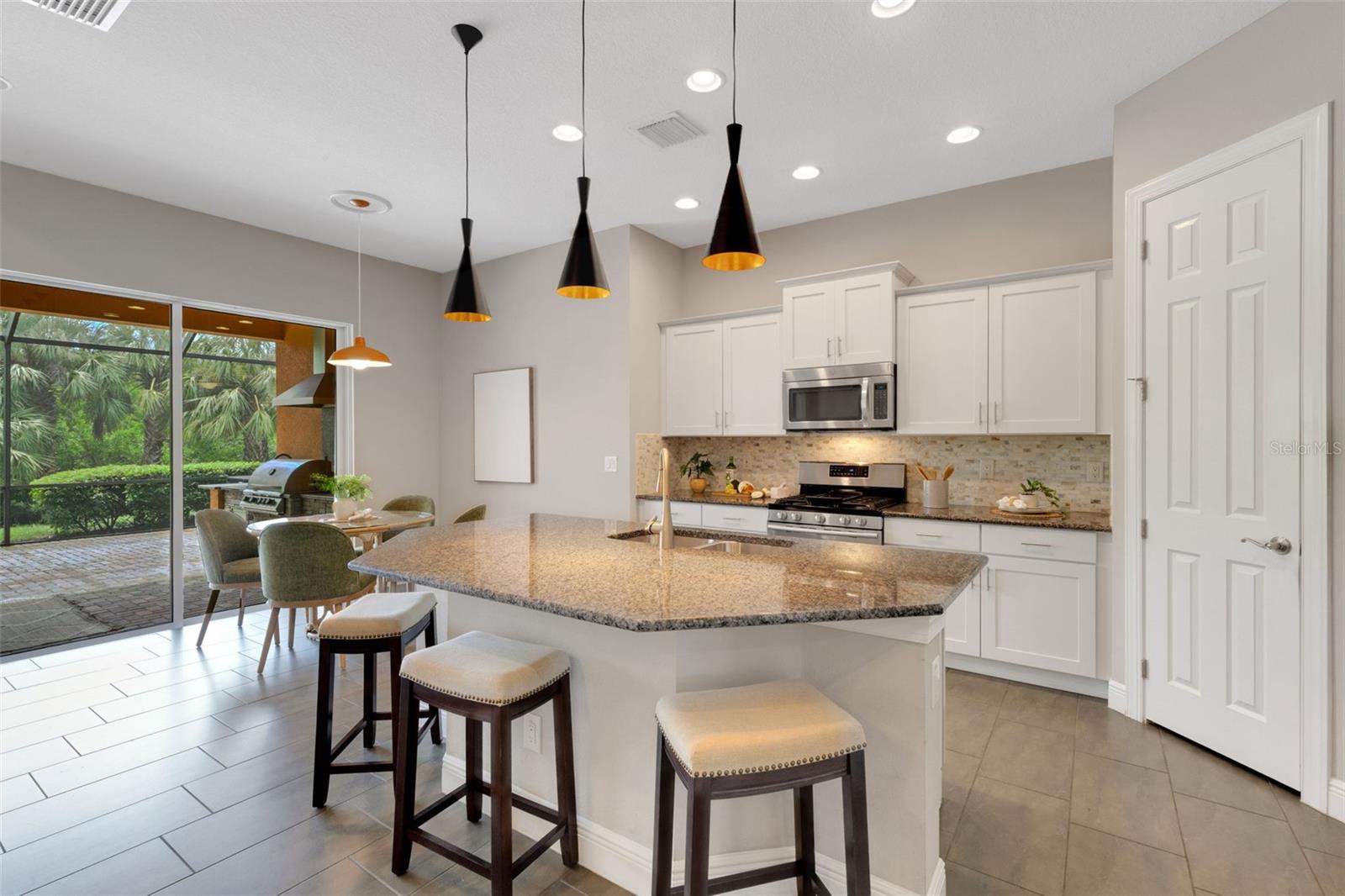 5203 LAKE OVERLOOK AVE