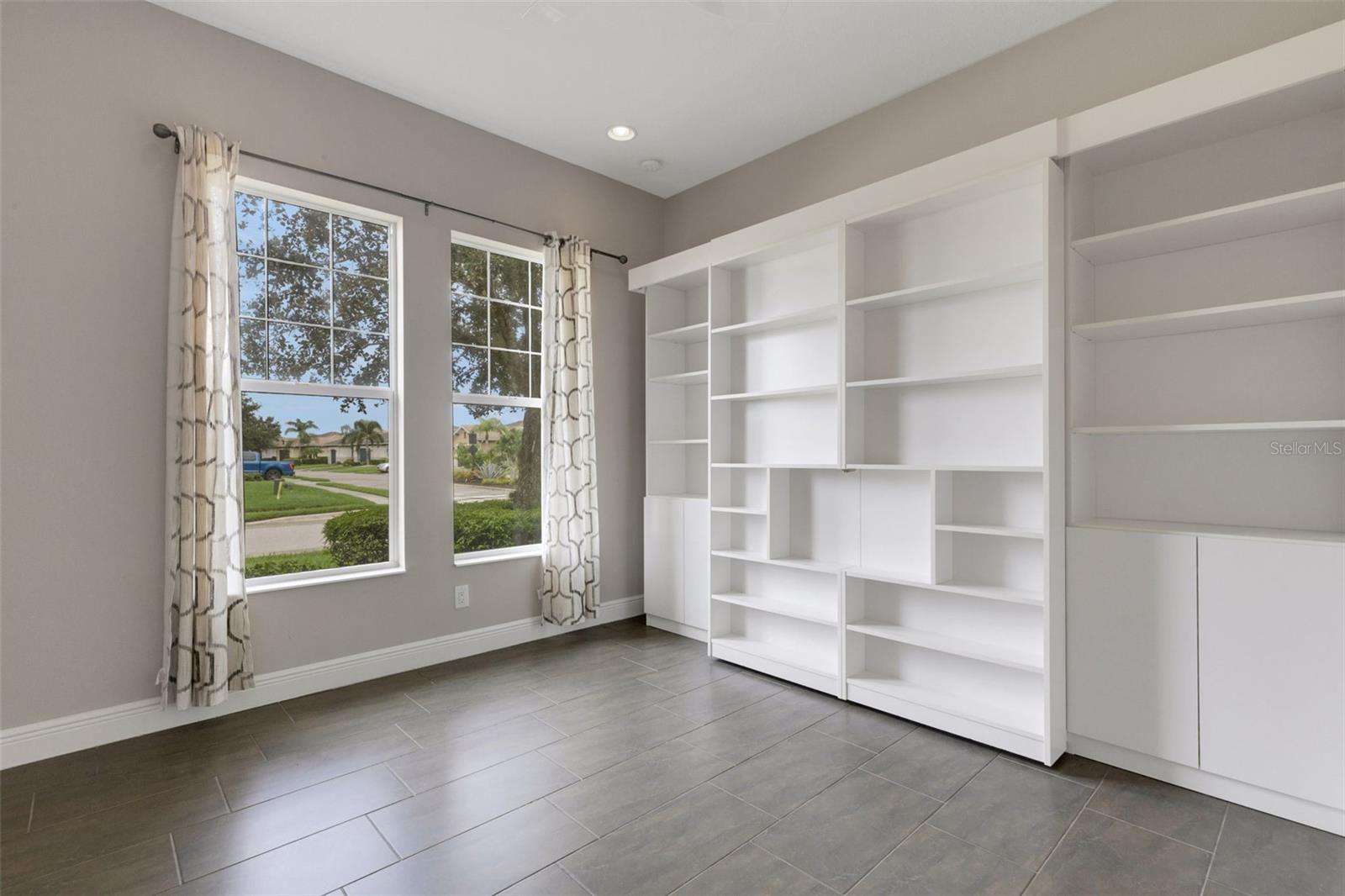 5203 LAKE OVERLOOK AVE