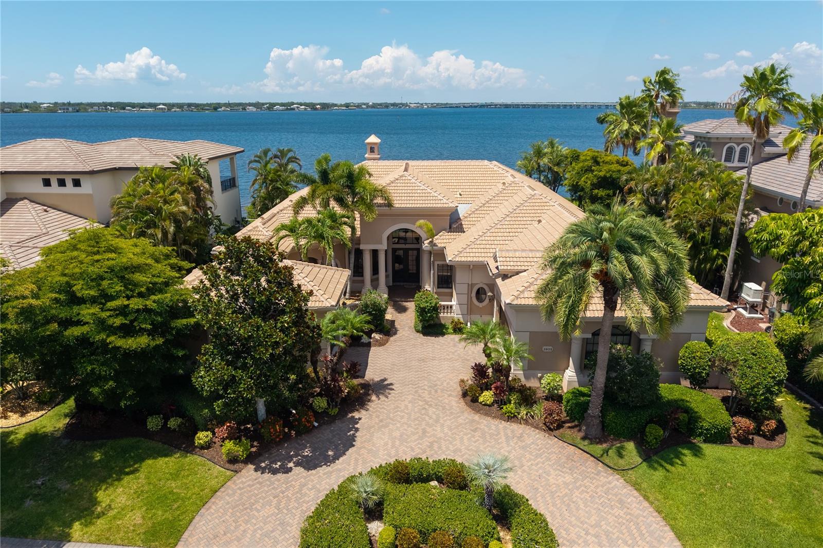 3803 HAWK ISLAND DR