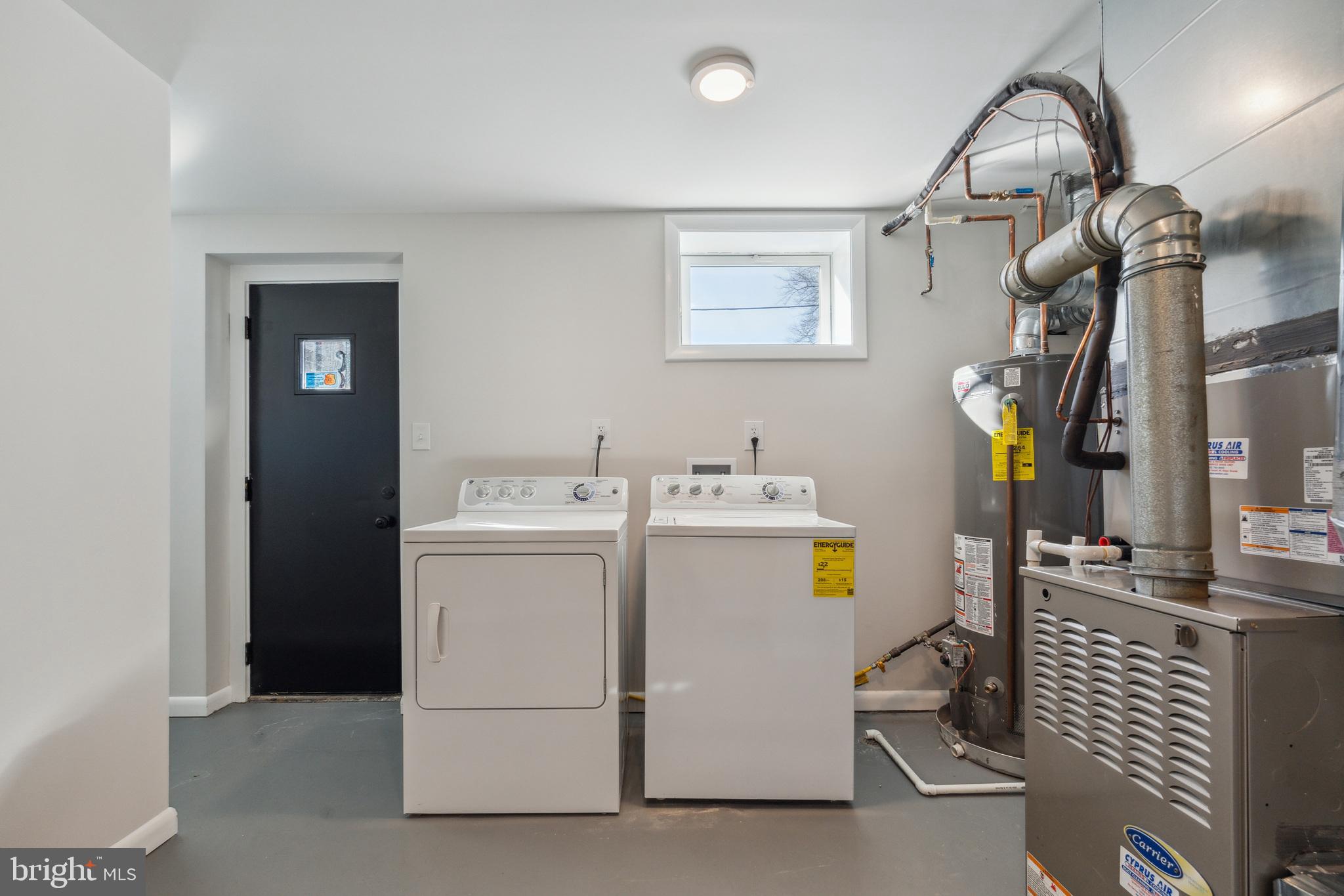 4820 S DAKOTA AVENUE NE