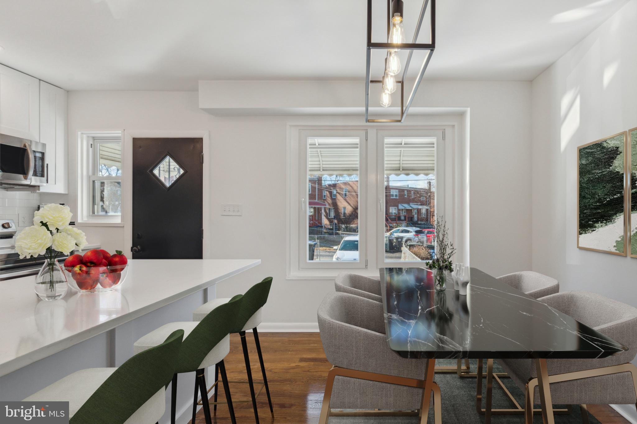 4820 S DAKOTA AVENUE NE