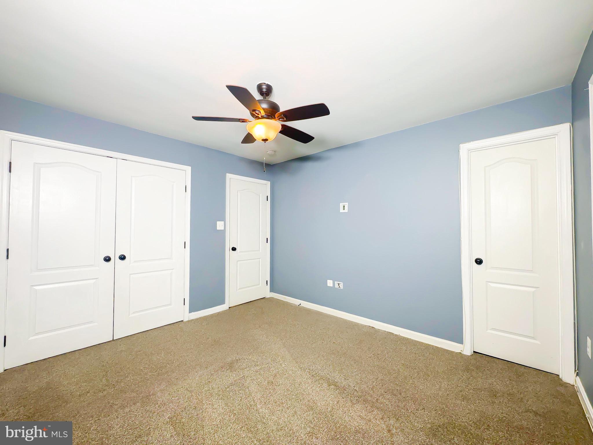 2204 HOLLY OAK COURT