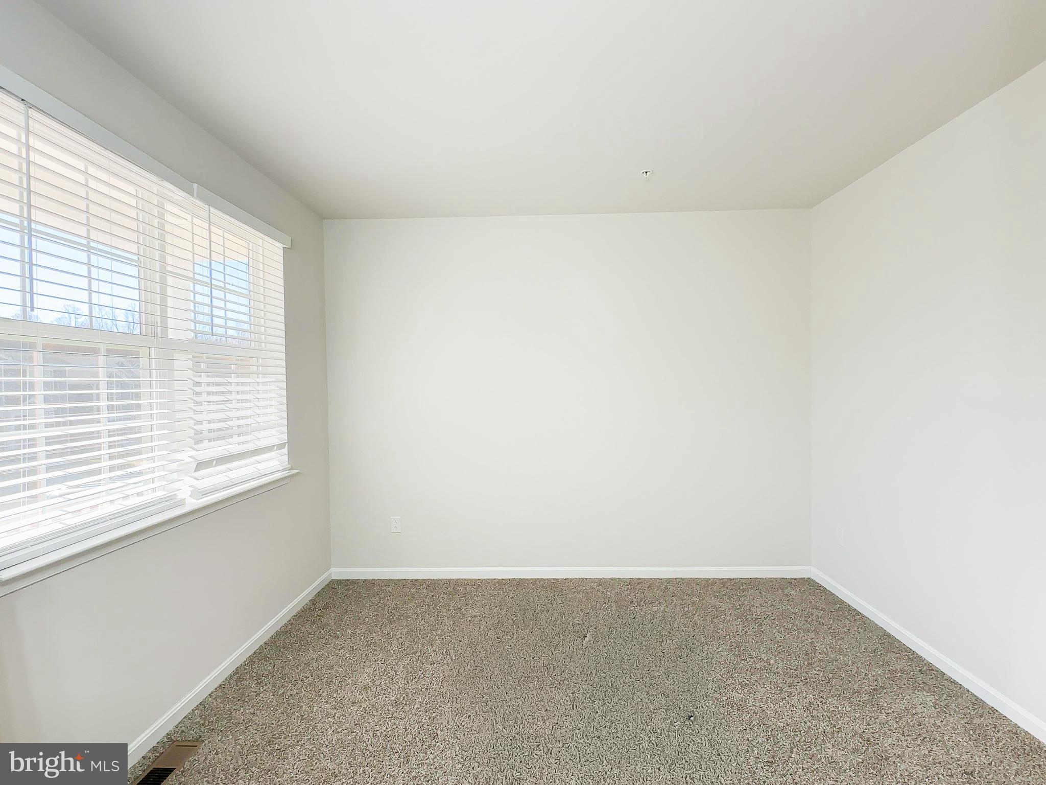 119 SHALLOW BROOK WAY