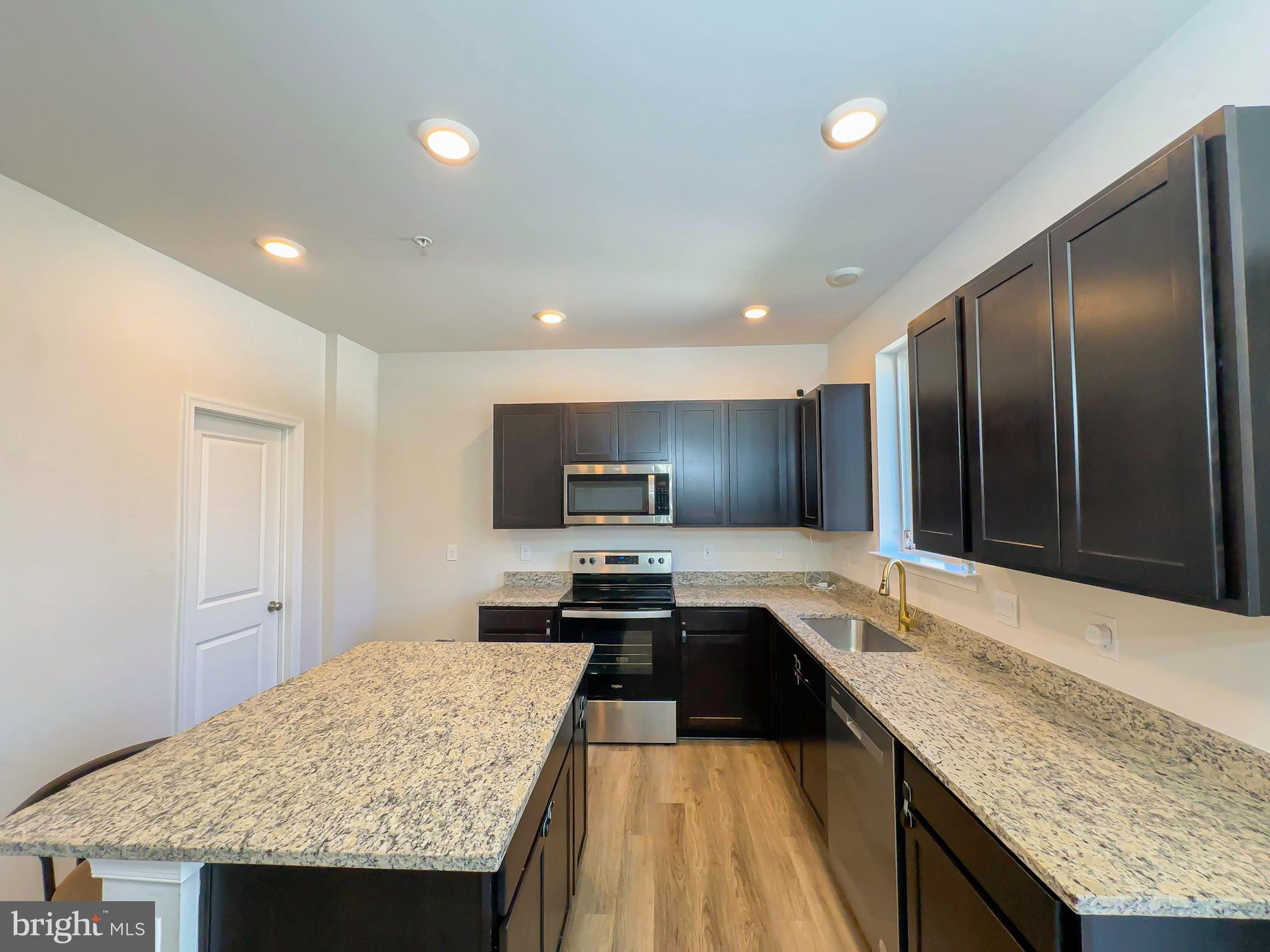 119 SHALLOW BROOK WAY