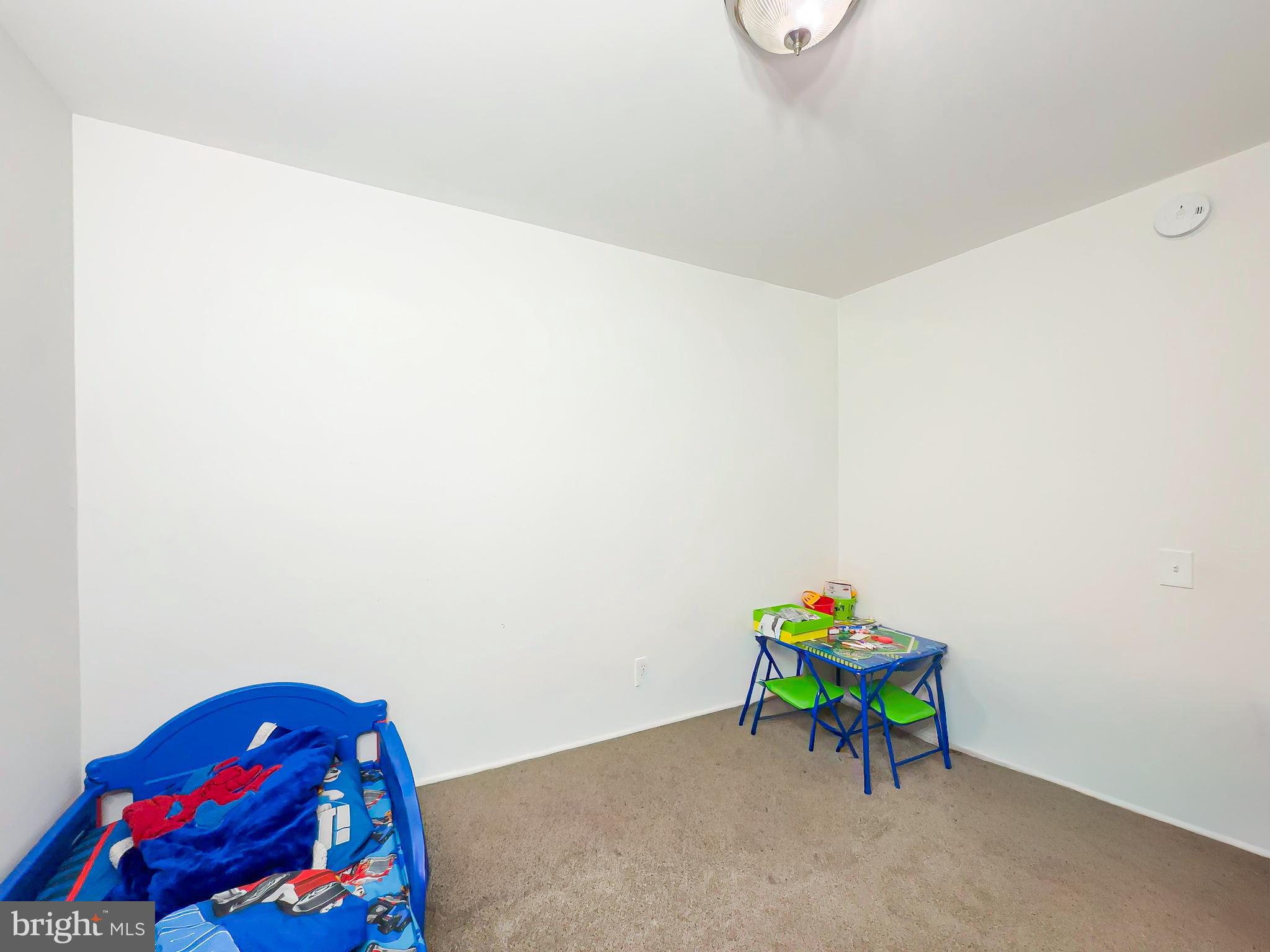 4818 UNDERWOOD COURT