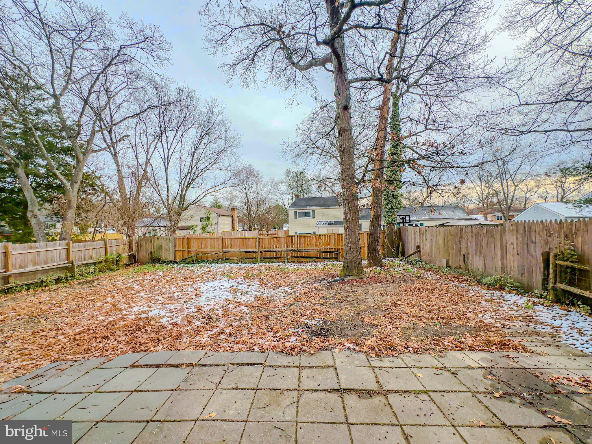 4818 UNDERWOOD COURT