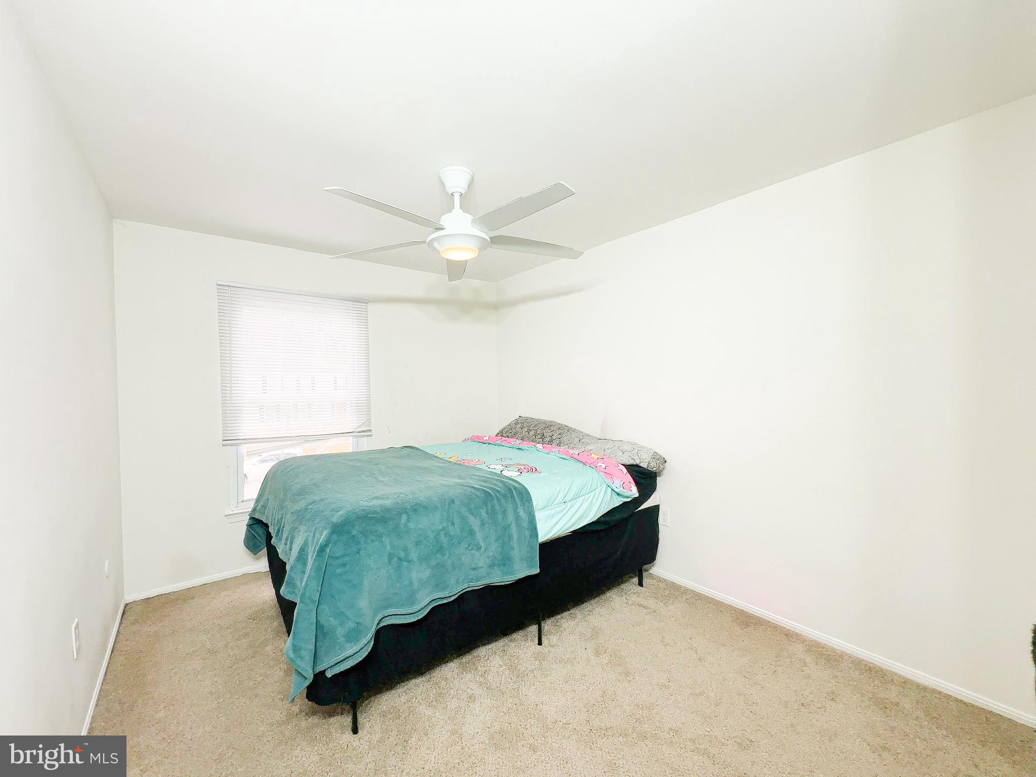 4818 UNDERWOOD COURT