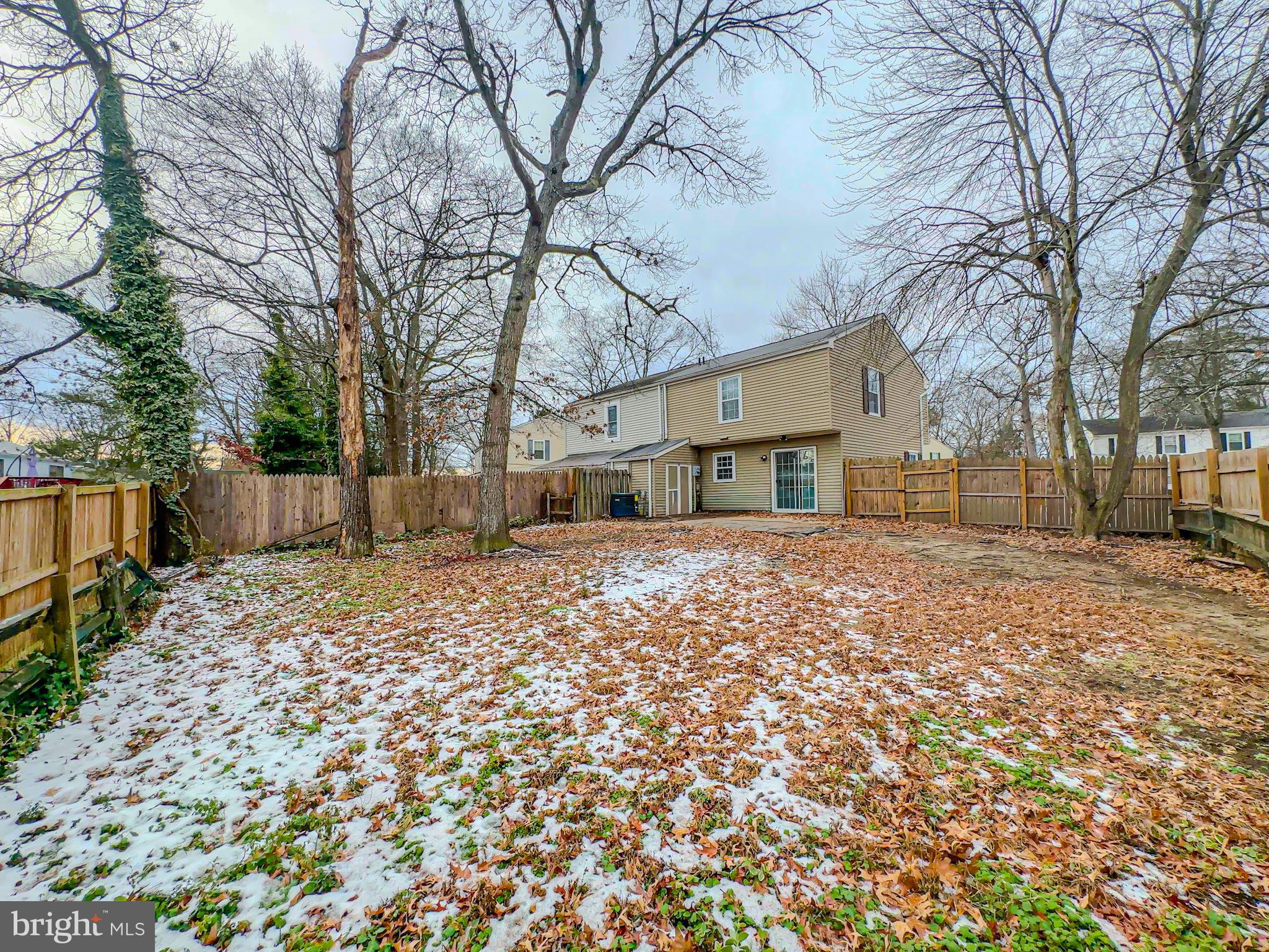 4818 UNDERWOOD COURT